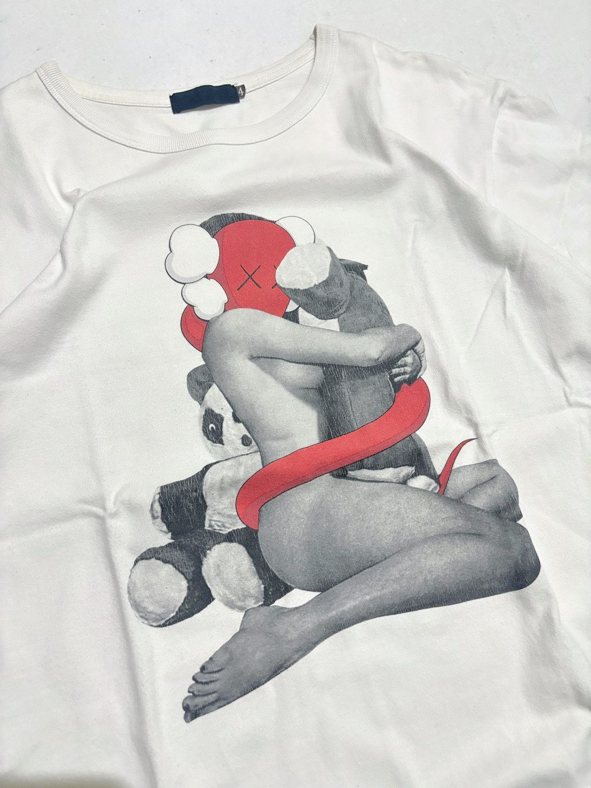 Original Fake Original Fake Kaws Sexy Girl Tee Size US L / EU 52-54 / 3 - 2 Thumbnail