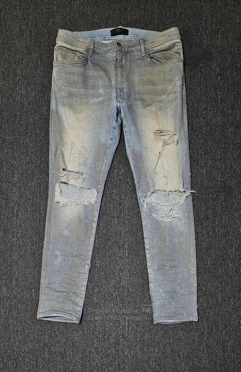 Amiri Amiri Size 34 Bullet-hole coated jeans have been changed in Size US 34 / EU 50 - 1 Thumbnail