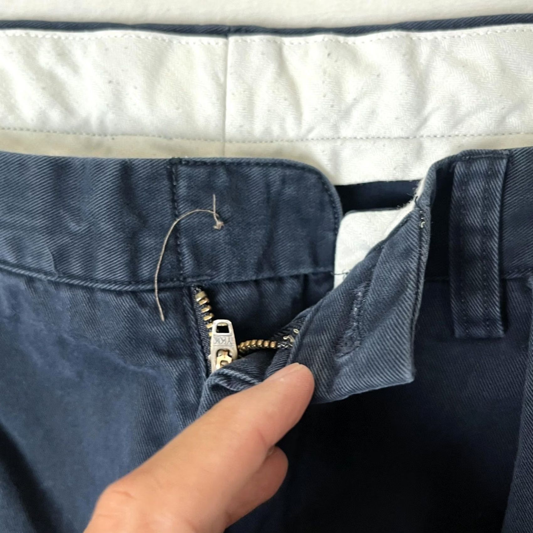 Polo Ralph Lauren Polo Ralph Lauren Ethan Pant Mens 36x32 Blue Pleated Chino Classic Fit Casual Size US M / EU 48-50 / 2 - 4 Thumbnail