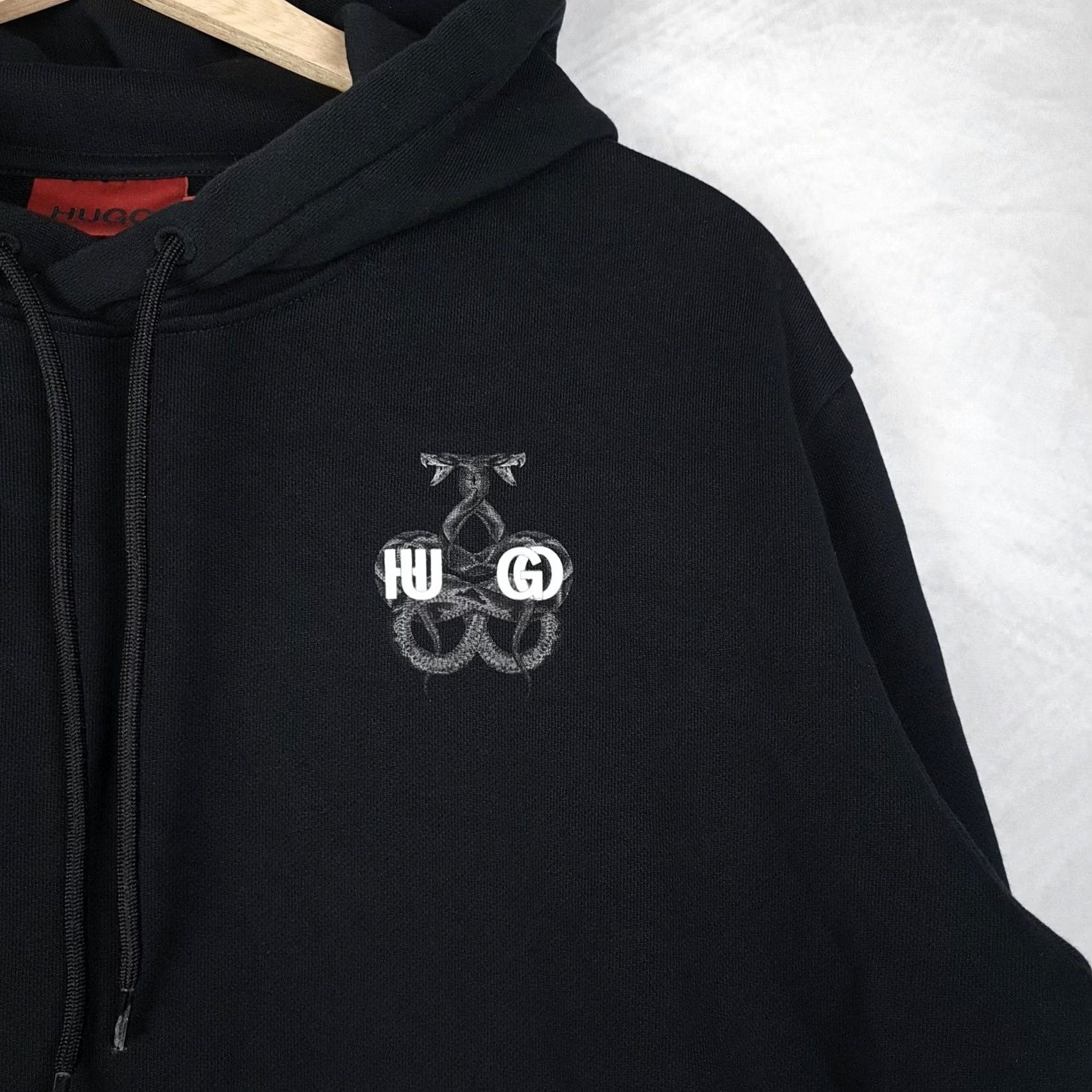 Hugo Boss Hugo Boss Hoodie Mens Small Black Snake Graphic Back Hit Pullover Sweatshirt Size US S / EU 44-46 / 1 - 5 Thumbnail