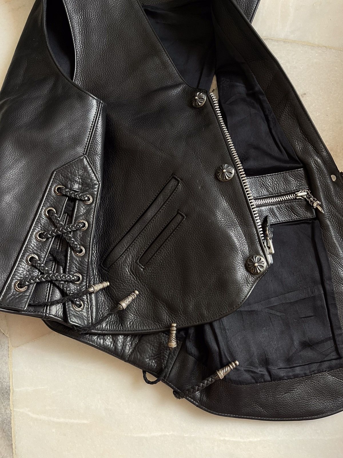 Chrome Hearts 1995 Iconic Chrome Hearts Six Button Leather Vest Size US M / EU 48-50 / 2 - 16 Thumbnail
