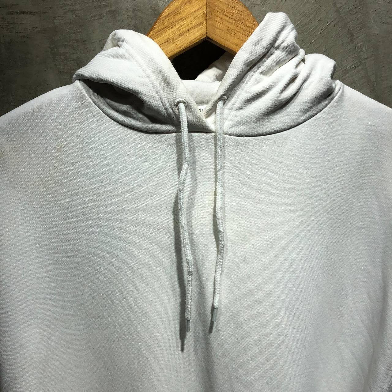 Balenciaga Balenciaga FW17 Back Logo spell out hoodie Size US S / EU 44-46 / 1 - 4 Thumbnail