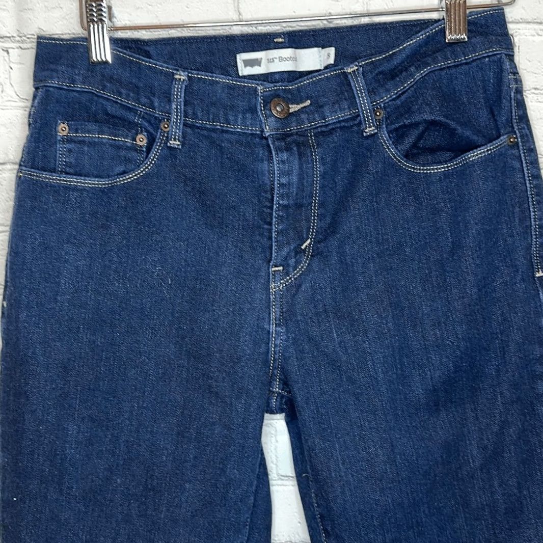 Levi's VINTAGE? Levi’s 515 Women’s Boot Cut Jeans size 8 Blue Jeans Women Regular 8 Bootcut Classic 90s Style Mens Womens? Size 30" / US 8 / IT 44 - 2 Thumbnail