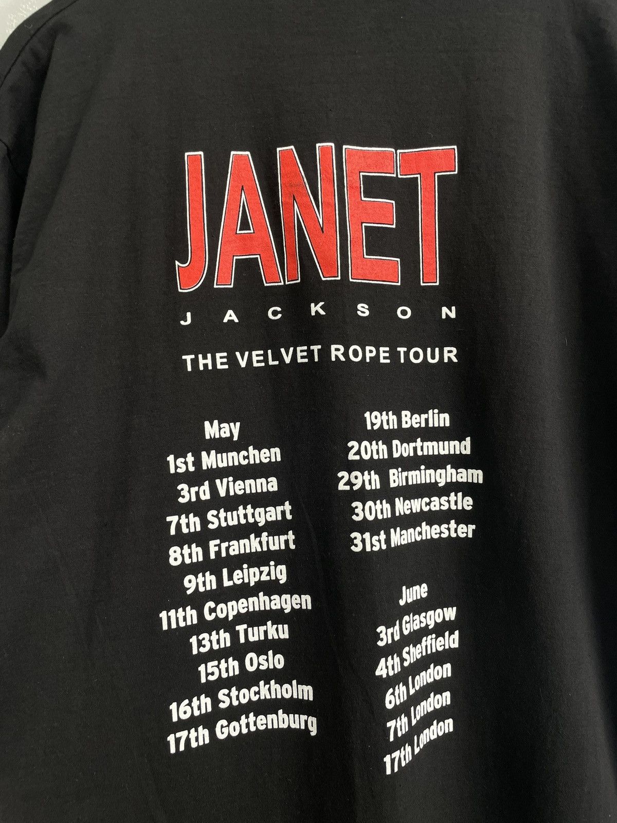 Band Tees Rare 90s velvet tour janet Jackson t shirt Size US XL / EU 56 / 4 - 10 Thumbnail