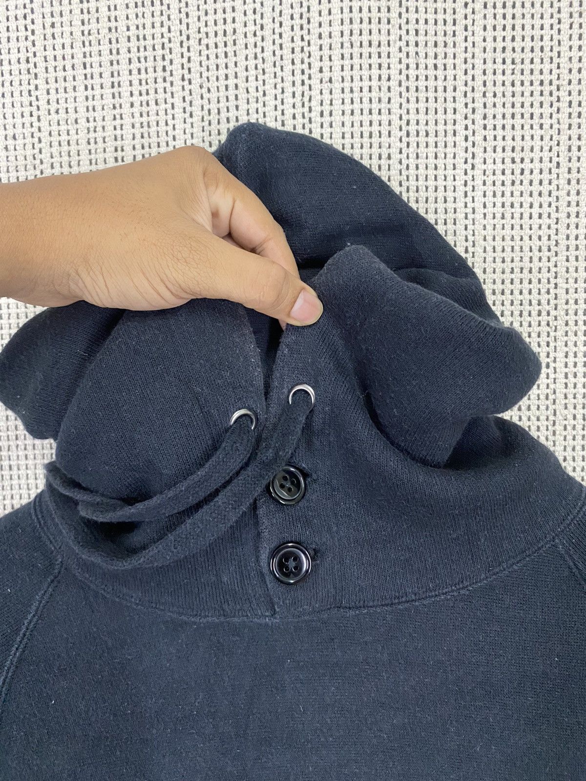 Champion × Japanese Brand × Vintage Vintage champion reverse center logo hoodie pullover size m Size US M / EU 48-50 / 2 - 6 Thumbnail