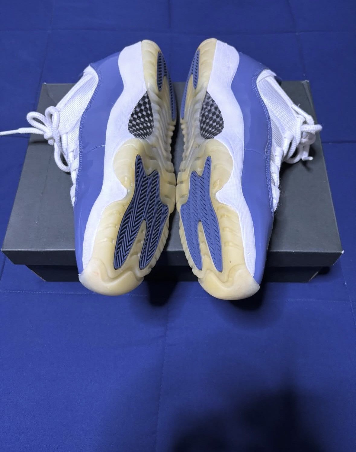 Jordan Brand Jordan 11 Retro Low Diffused Blue 2024 Size 10 Size US 10 / EU 43 - 3 Thumbnail