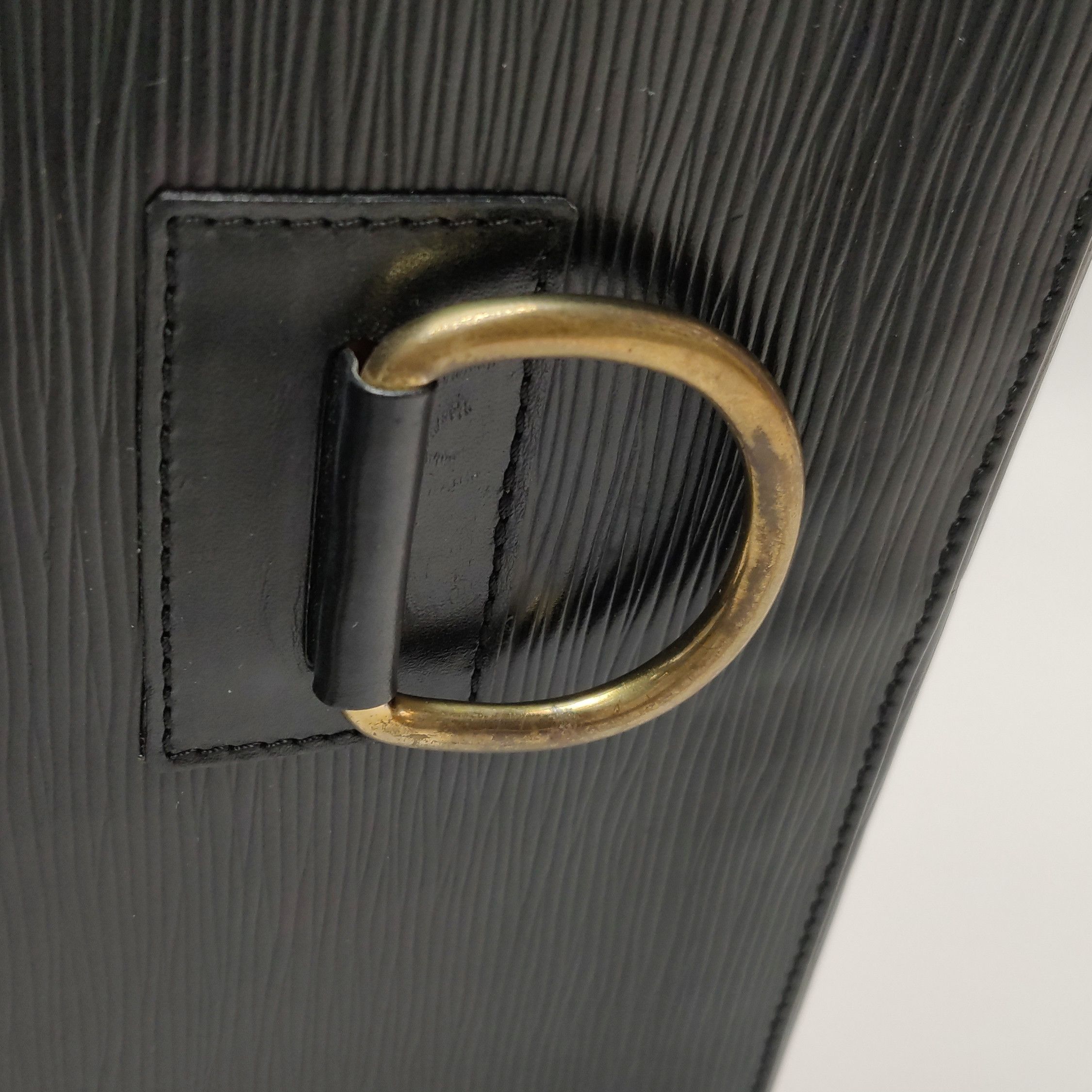 Louis Vuitton Louis Vuitton (LV) Cowhide Water Ripple Second-hand Clutch Size ONE SIZE - 2 Thumbnail