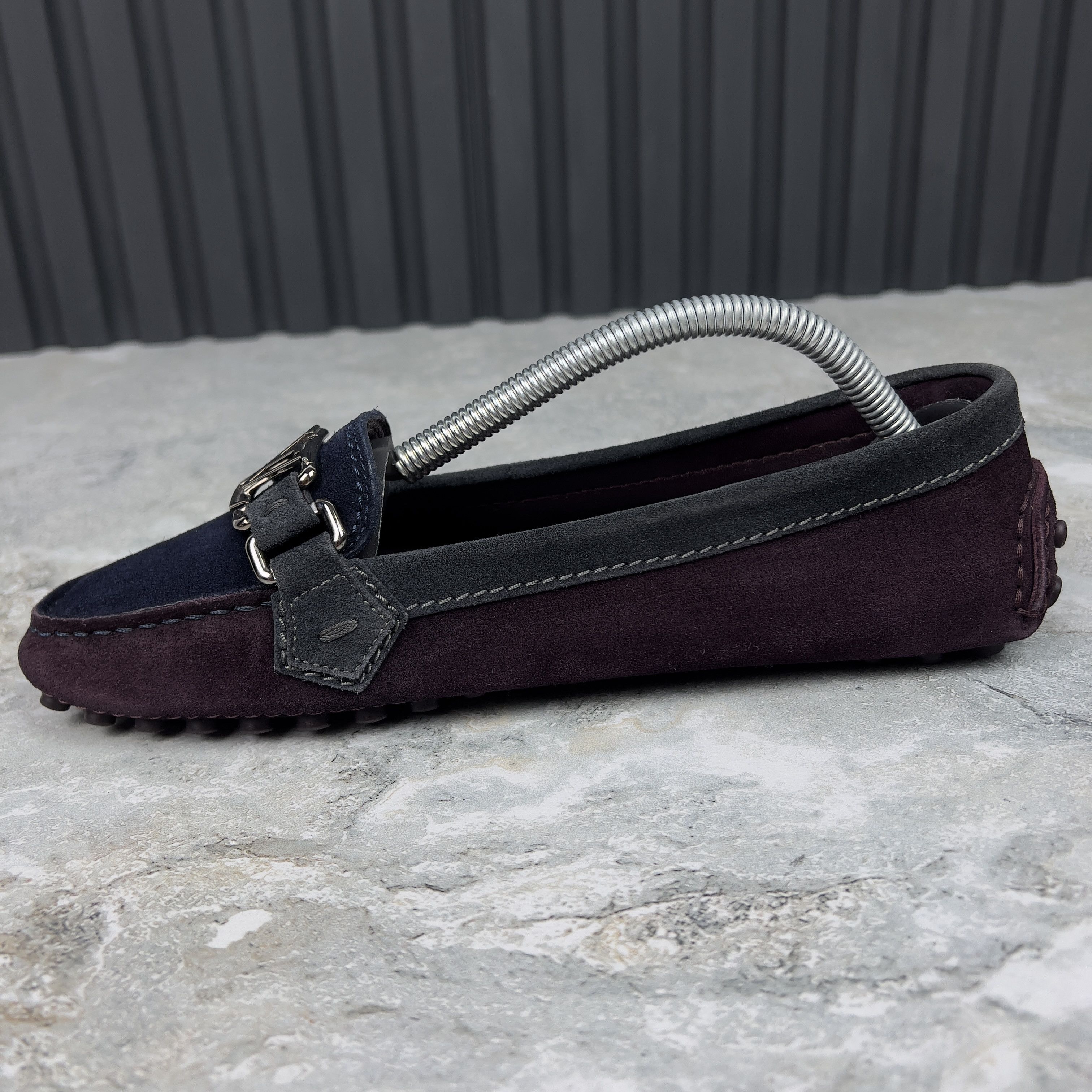Louis Vuitton Gloria Driving Moccasin Suede Size US 6.5 / IT 36.5 - 5 Thumbnail