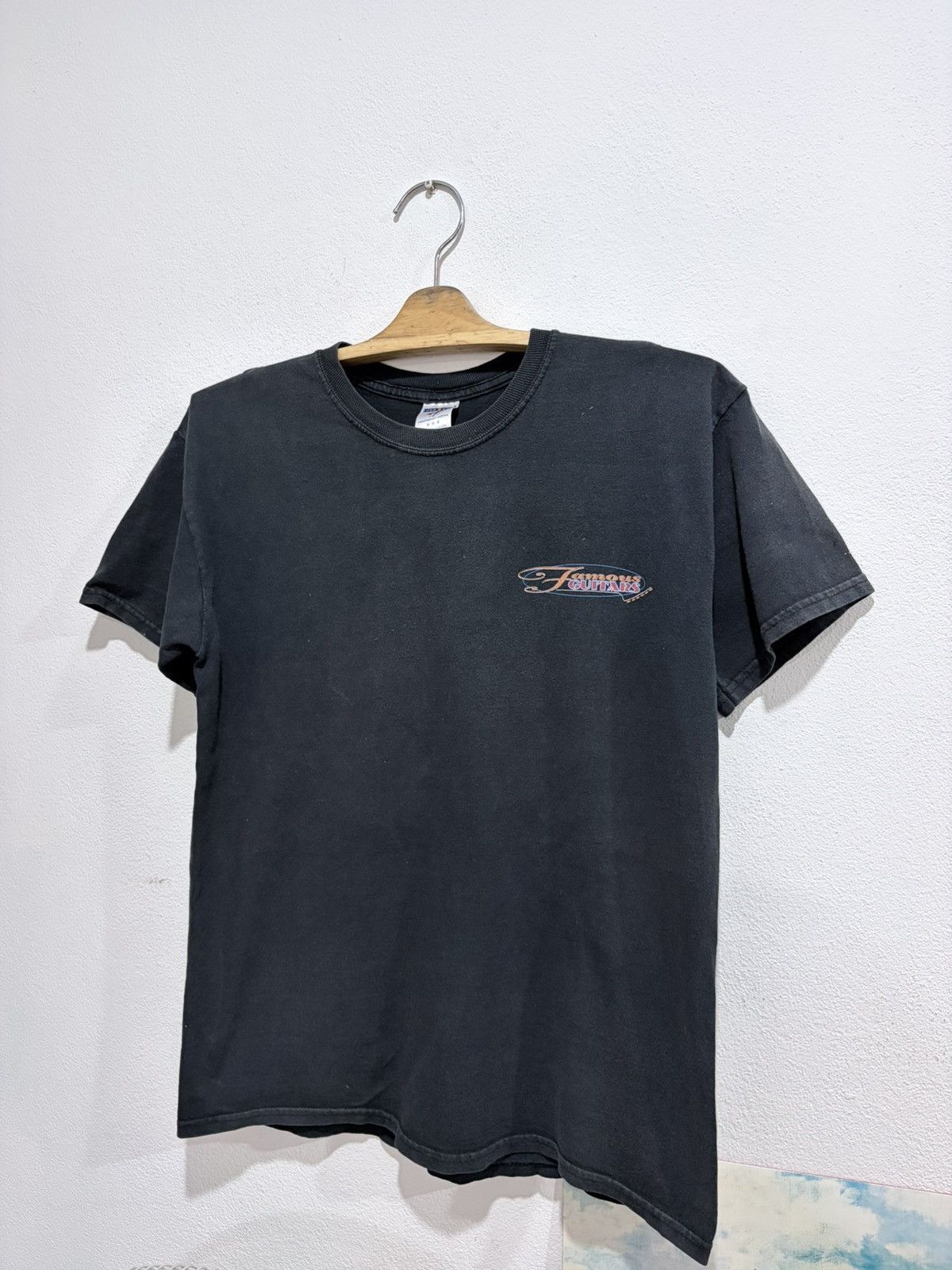Other Famous Guitar 2000s Size US M / EU 48-50 / 2 - 6 Thumbnail