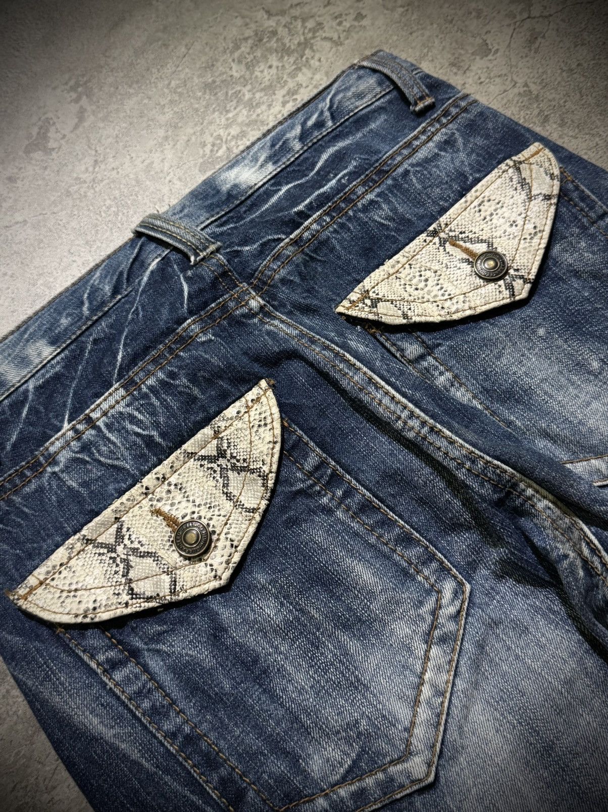 Hysteric Glamour Y2k Studded Snake ifsixwasnine jeans Size US 27 - 3 Thumbnail