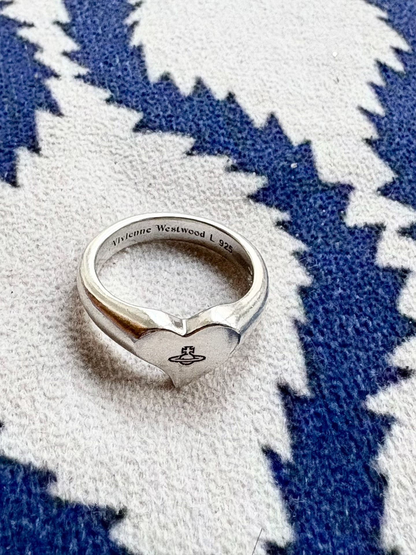 Vivienne Westwood Vivienne Westwood Heart Saturn Ring Size ONE SIZE - 1 Thumbnail