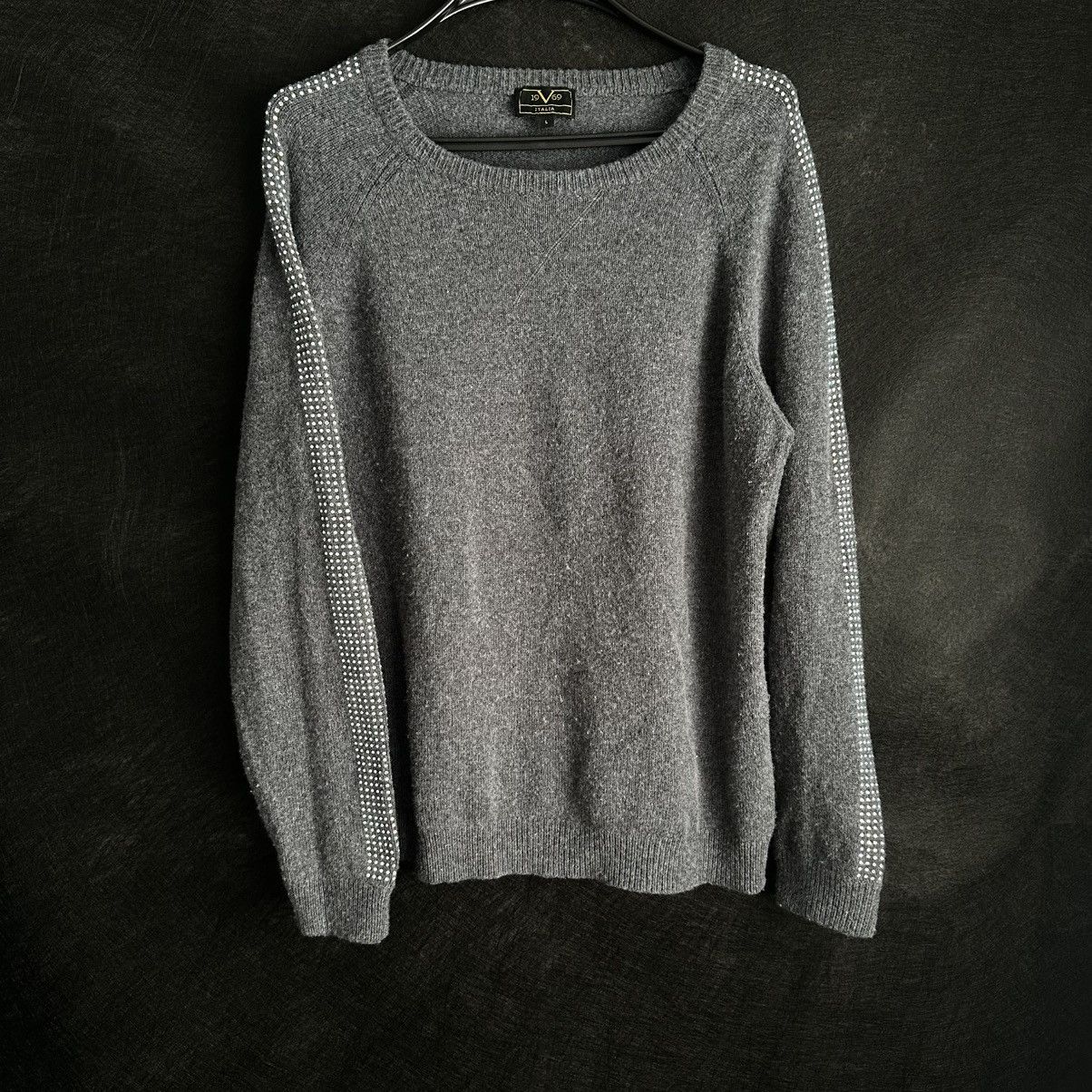 Versace Versace 19V69 Sweater With Rhinestones Size L / US 10 / IT 46 - 1 Thumbnail