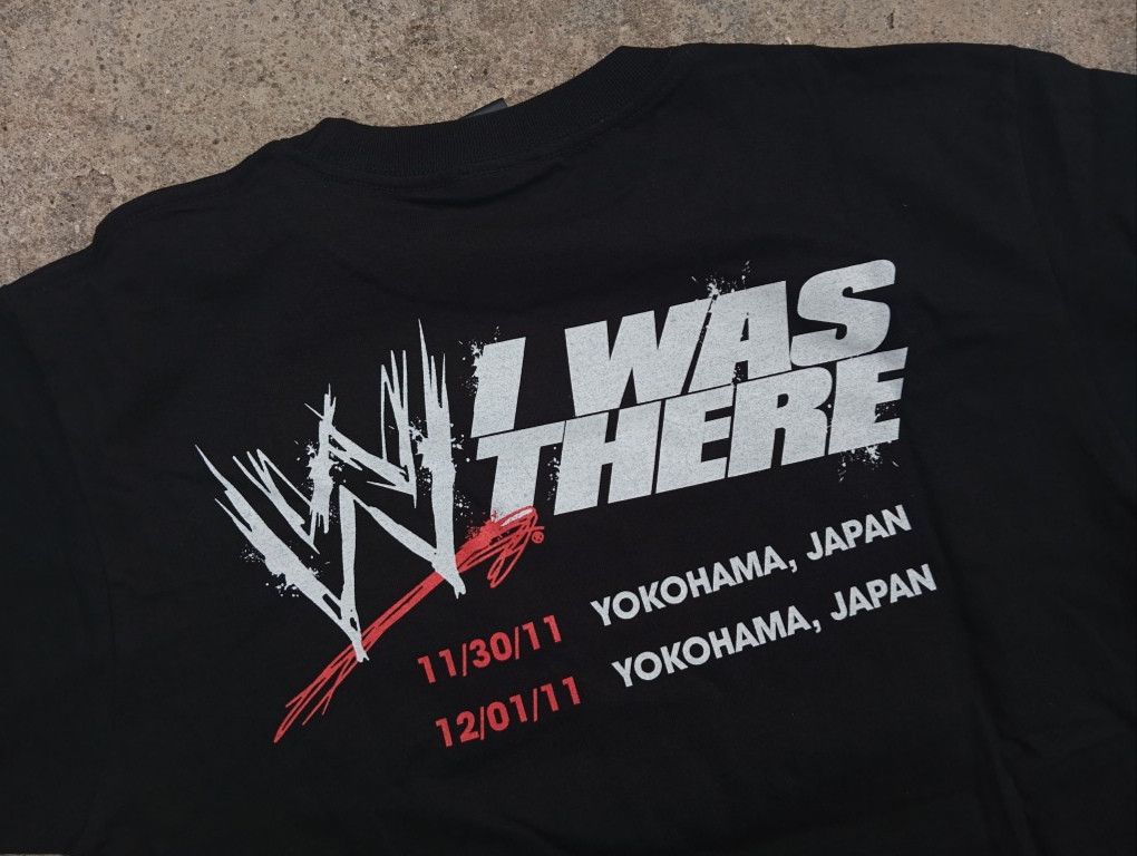 WWE NEW Unworn WWE 2011 Japan Tour Tshirt 💪🎌 Size US L / EU 52-54 / 3 - 3 Thumbnail