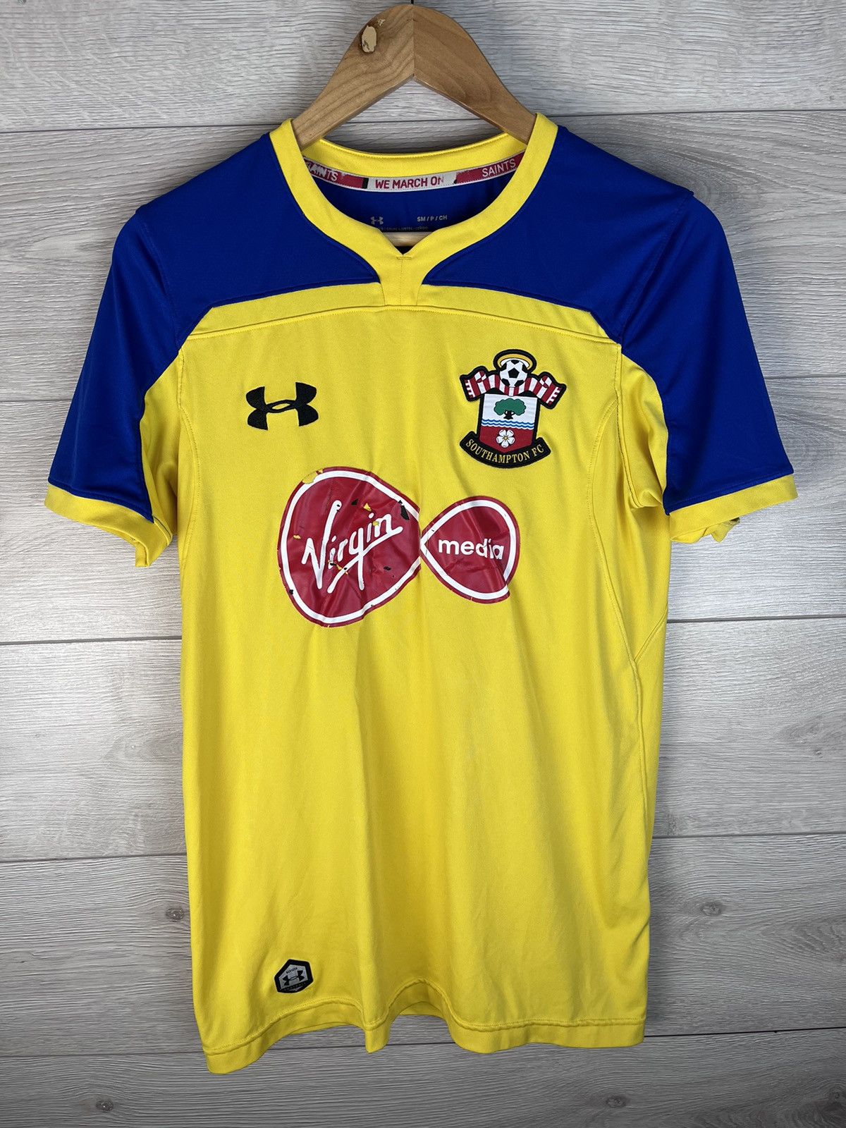 Under Armour Men’s soccer jersey Under Armour size S Southampton Fc Size US S / EU 44-46 / 1 - 4 Thumbnail
