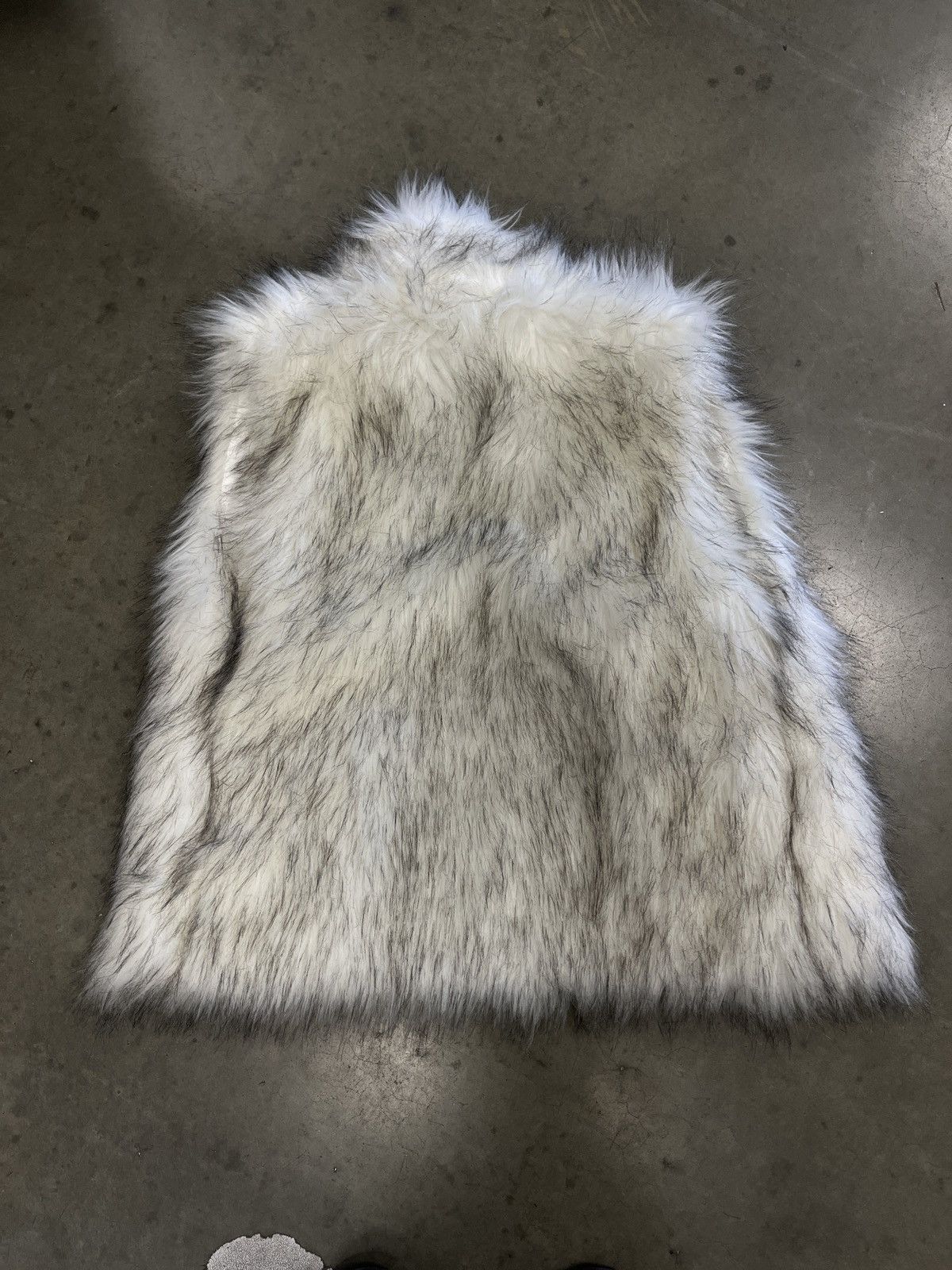 Designer × Vintage vintage white and grey fur vest Size M / US 6-8 / IT 42-44 - 3 Thumbnail