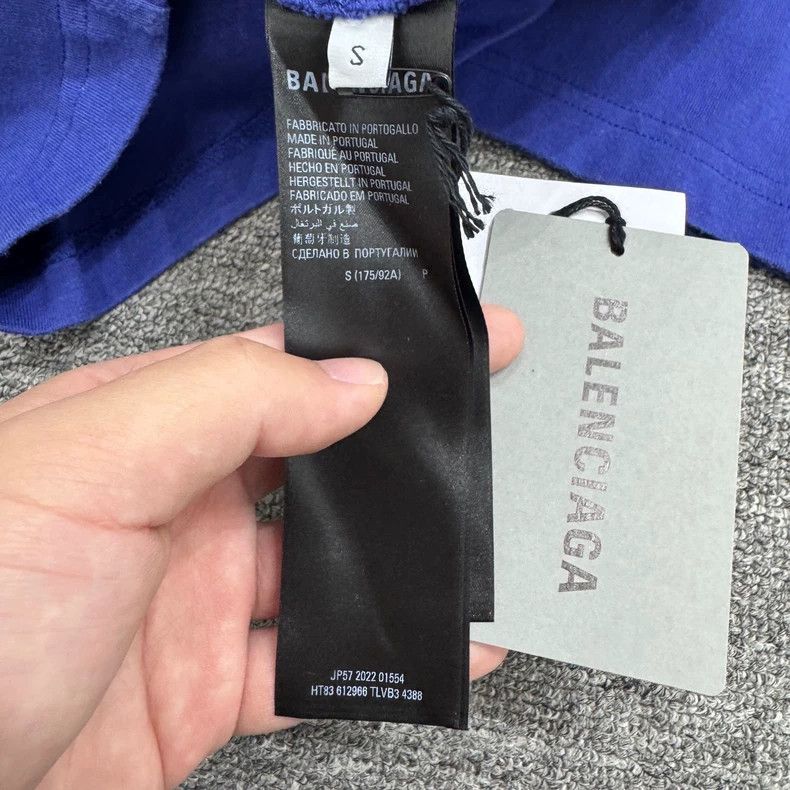 Balenciaga Balenciaga Reverse monogram printed short sleeve Size US S / EU 44-46 / 1 - 3 Thumbnail