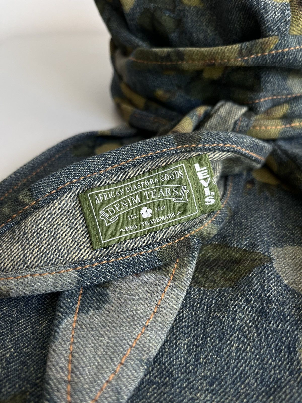 DENIM TEARS × Levi's Denim Tears x Levi’s SS25 floral cotton linen denim durag Size ONE SIZE - 2 Thumbnail