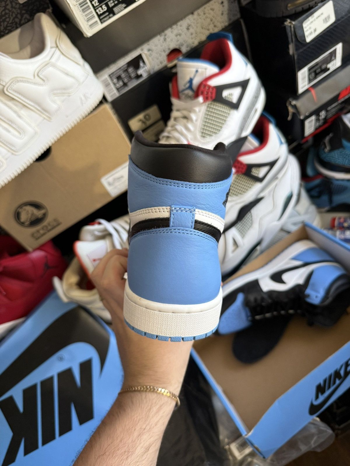 Jordan Brand Jordan retro 1 unc toe sz 9.5 Size US 9.5 / EU 42-43 - 4 Thumbnail