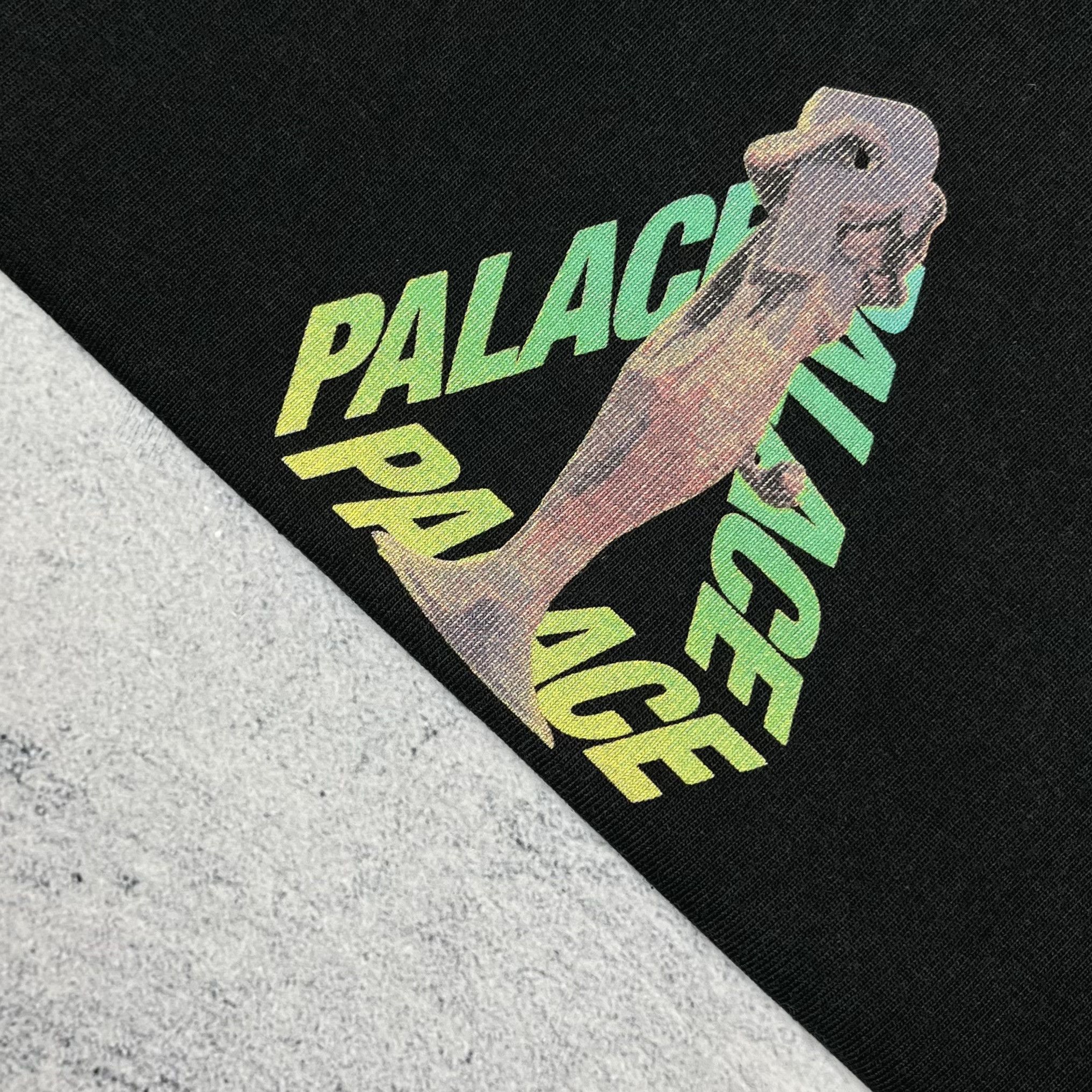 Palace Palace Rolls P3 Big Logo T Shirt Size US M / EU 48-50 / 2 - 10 Thumbnail