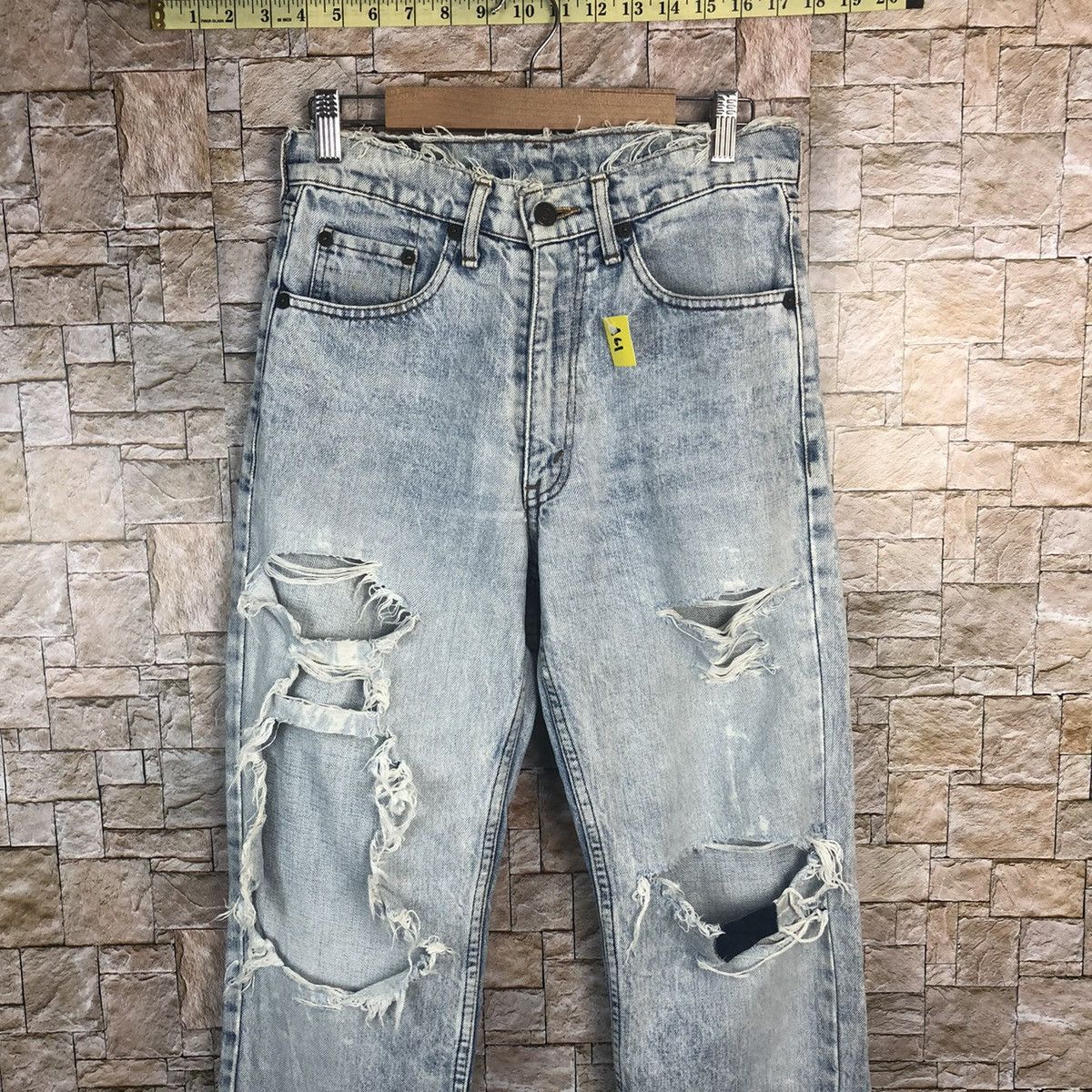 Levi's Levis vintage ripped Distressed Denim Pants #A61 Size US 26 / EU 42 - 2 Thumbnail
