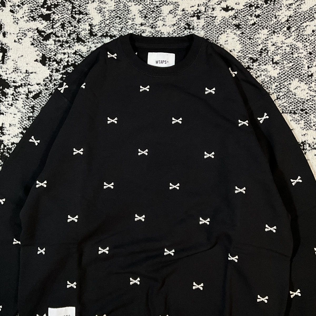 Wtaps WTAPS ACNE BONES CREWNECK Size US L / EU 52-54 / 3 - 2 Thumbnail
