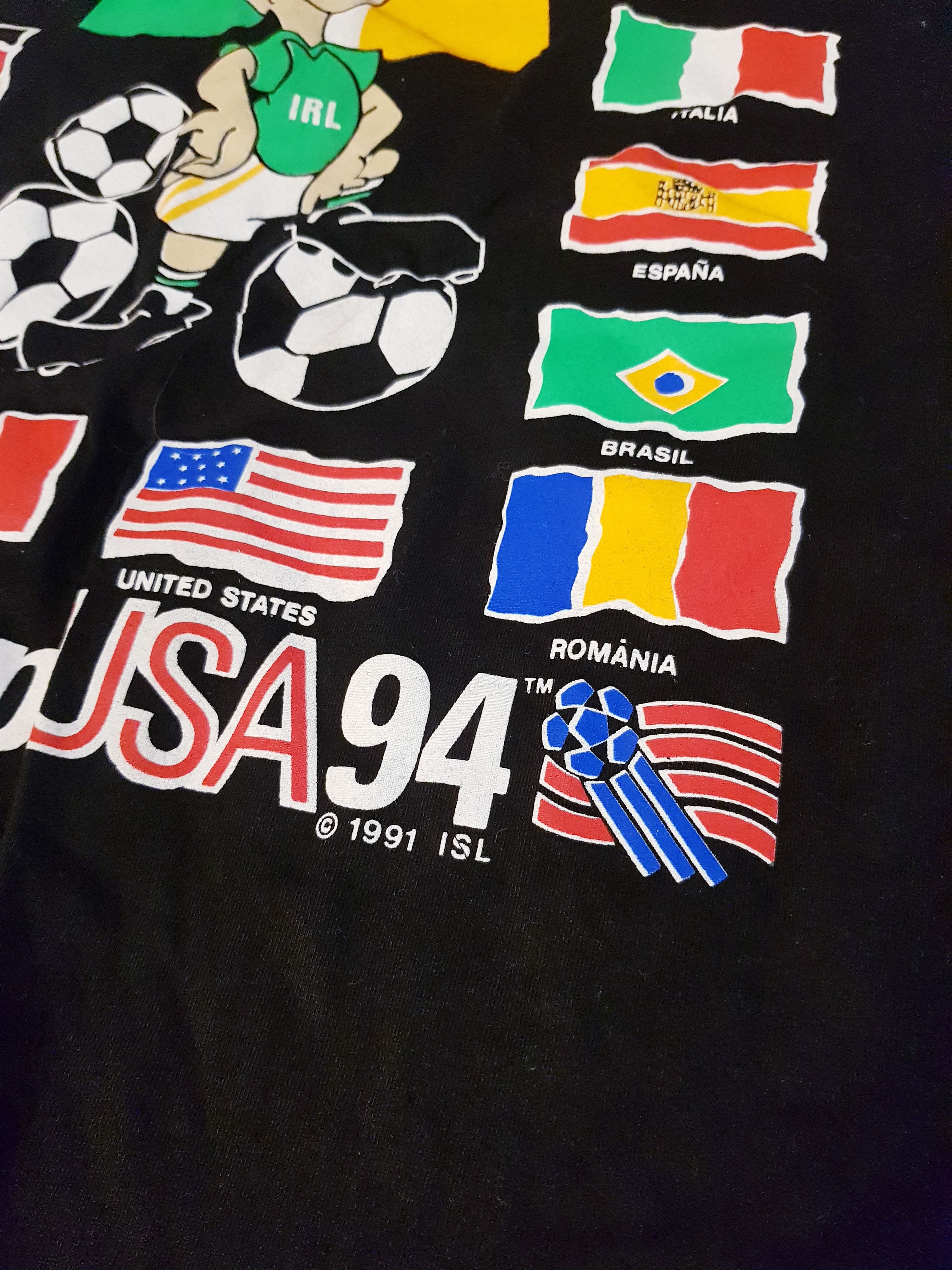 Other World Cup USA 94 Vintage Tee 1991 All Nations Mascot Black L Size US L / EU 52-54 / 3 - 3 Thumbnail