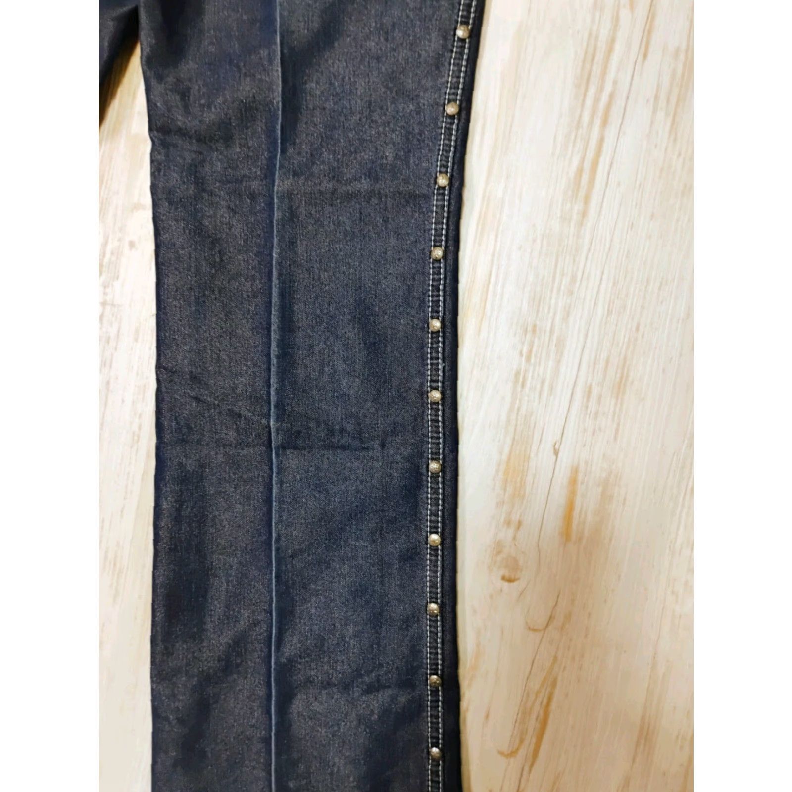 Vintage VINTAGE Rockies Jeans Western 25x32 Women Blue Denim Studded Shimmer Relaxed 90s? No, wait. Size 42" / US 20 - 3 Thumbnail