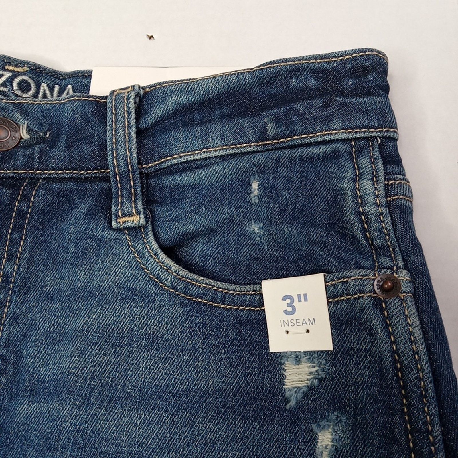 Arizona Jean Co. Arizona Mom Shorts Women's Size 4 Blue High Rise Distressed Size 27" / US 4 / IT 40 - 2 Thumbnail