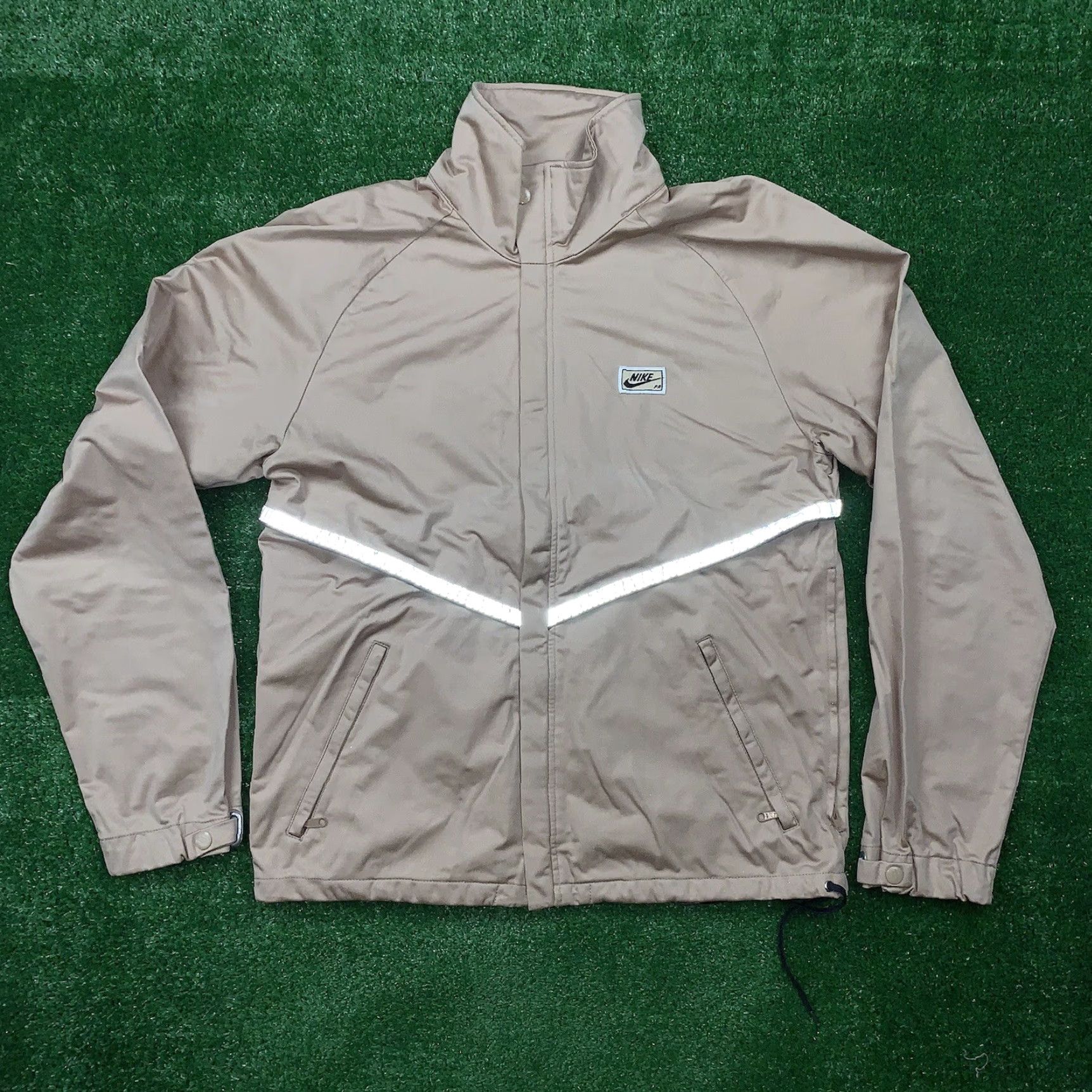 Nike VINTAGE Nike Goretex Zip Up Pullover Windbreaker Jacket L Tan Rain Pinwheel 80s Size US L / EU 52-54 / 3 - 2 Thumbnail