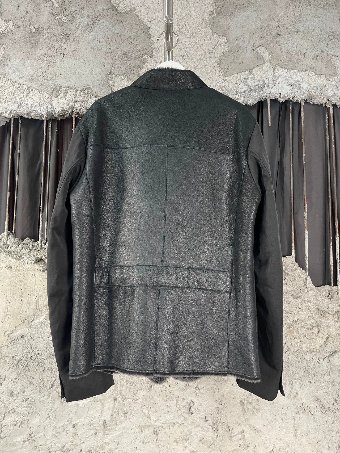 Giorgio Armani Giorgio Armani Colorblocked Shearling Jacket Sz 5 Size US M / EU 48-50 / 2 - 2 Thumbnail