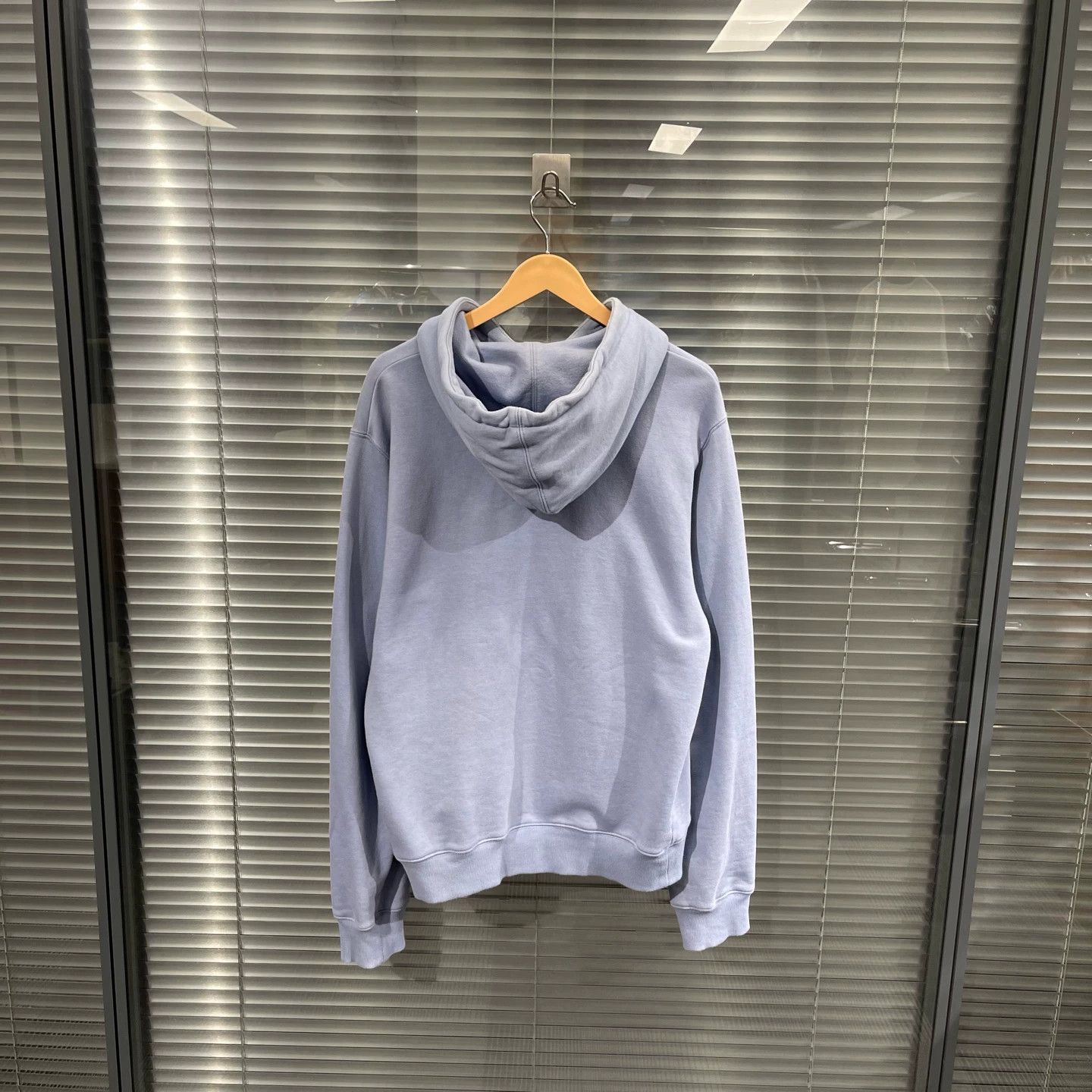 Dior Dior CD Logo Hoodie XL 99 New Back Minor Flaw Size US XL / EU 56 / 4 - 2 Thumbnail