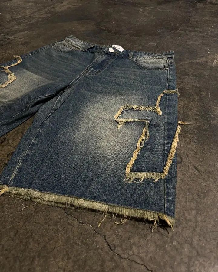 Japanese Brand × Vintage Cross Pattern Shortpants Denim Size US 31 - 2 Thumbnail