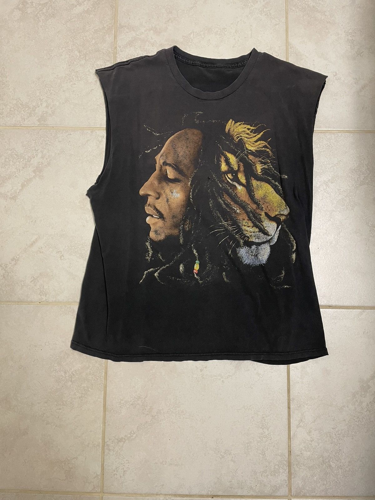 Vintage Vintage Bob Marley sleeveless shirt Size US L / EU 52-54 / 3 - 1 Thumbnail