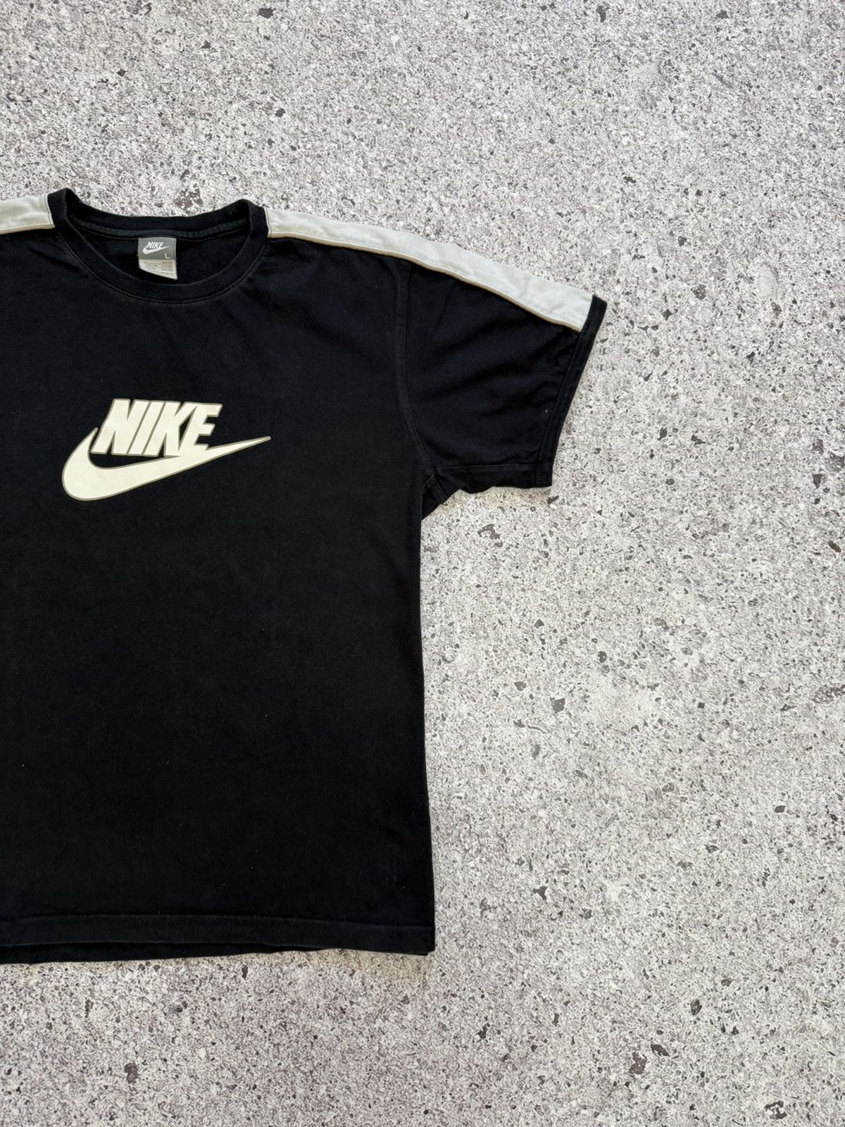 Nike × Vintage Vintage 1990’s Nike Made In USA Retro T-Shirt Y2K Hype Size US L / EU 52-54 / 3 - 4 Thumbnail