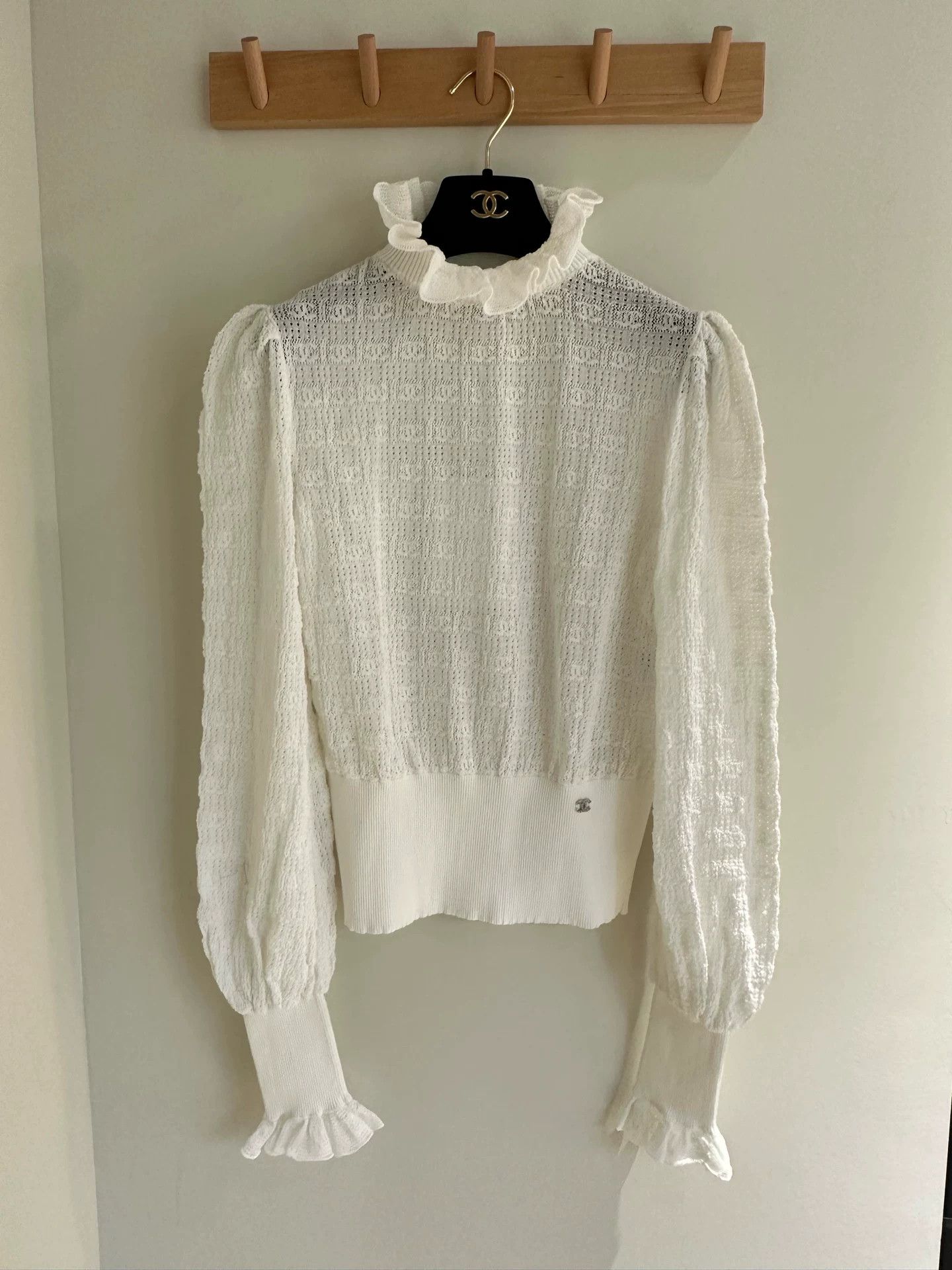 Chanel Chanel 22B Ruffle Logo Knit Top Size US XS / EU 42 / 0 - 1 Thumbnail