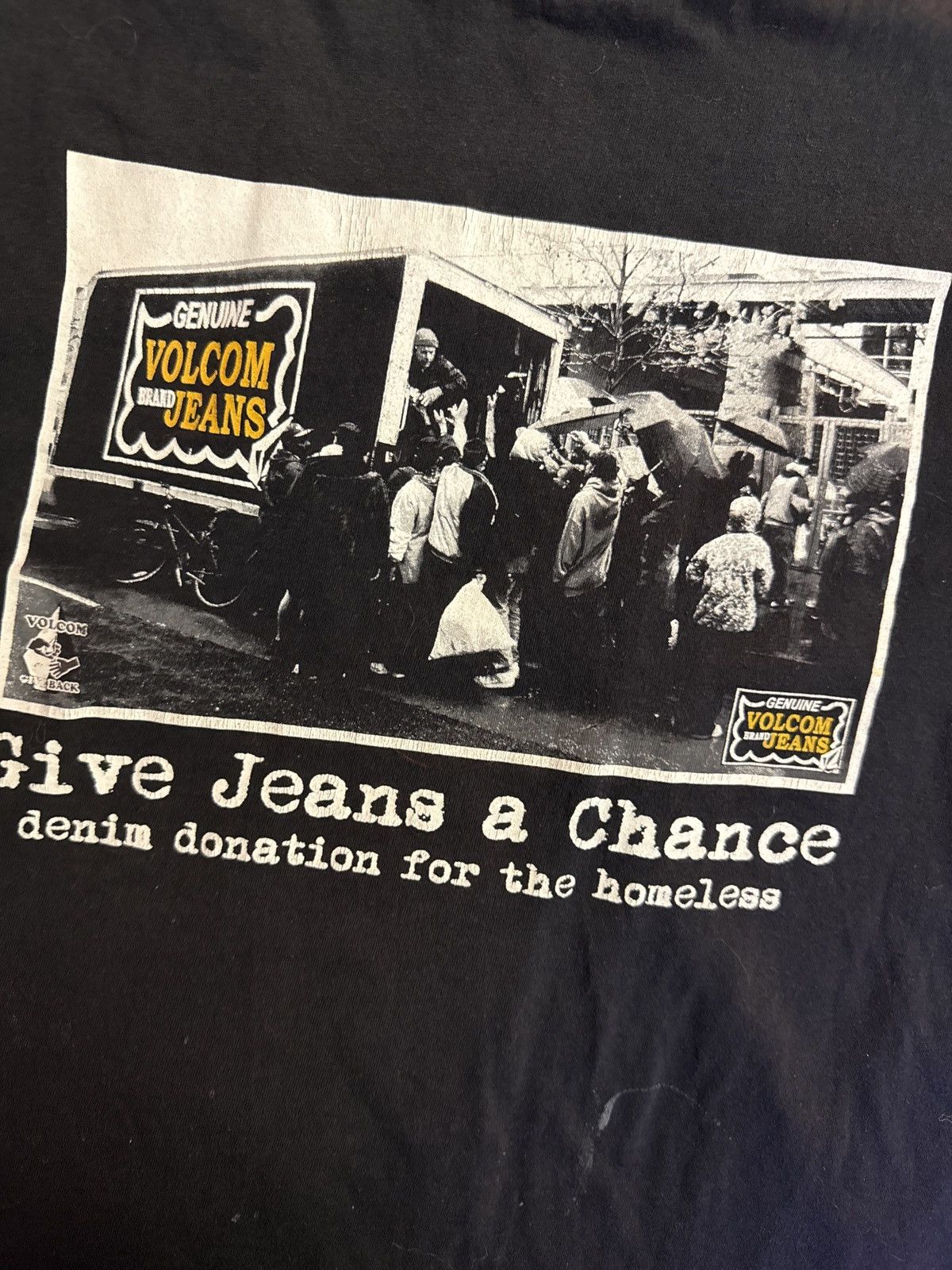 Vintage 2010 Rare OG Volcom NCA Homeless “Give Jeans a Chance” shirt Size US M / EU 48-50 / 2 - 12 Thumbnail