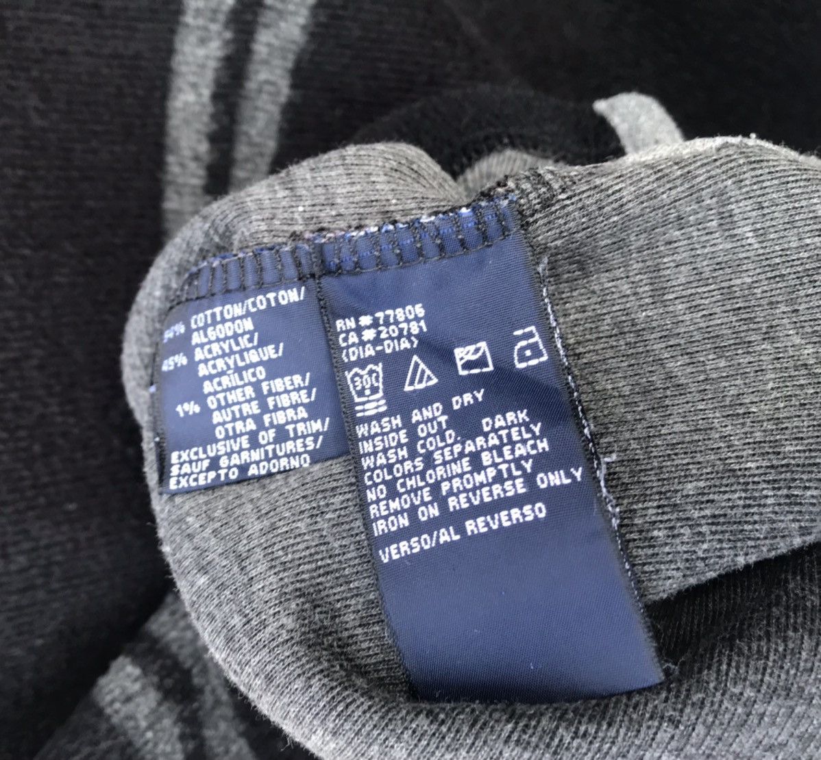 Tommy Hilfiger × Vintage Vintage Tommy Hilfiger Cold Stop Stripe Sweatshirt Size US M / EU 48-50 / 2 - 7 Thumbnail