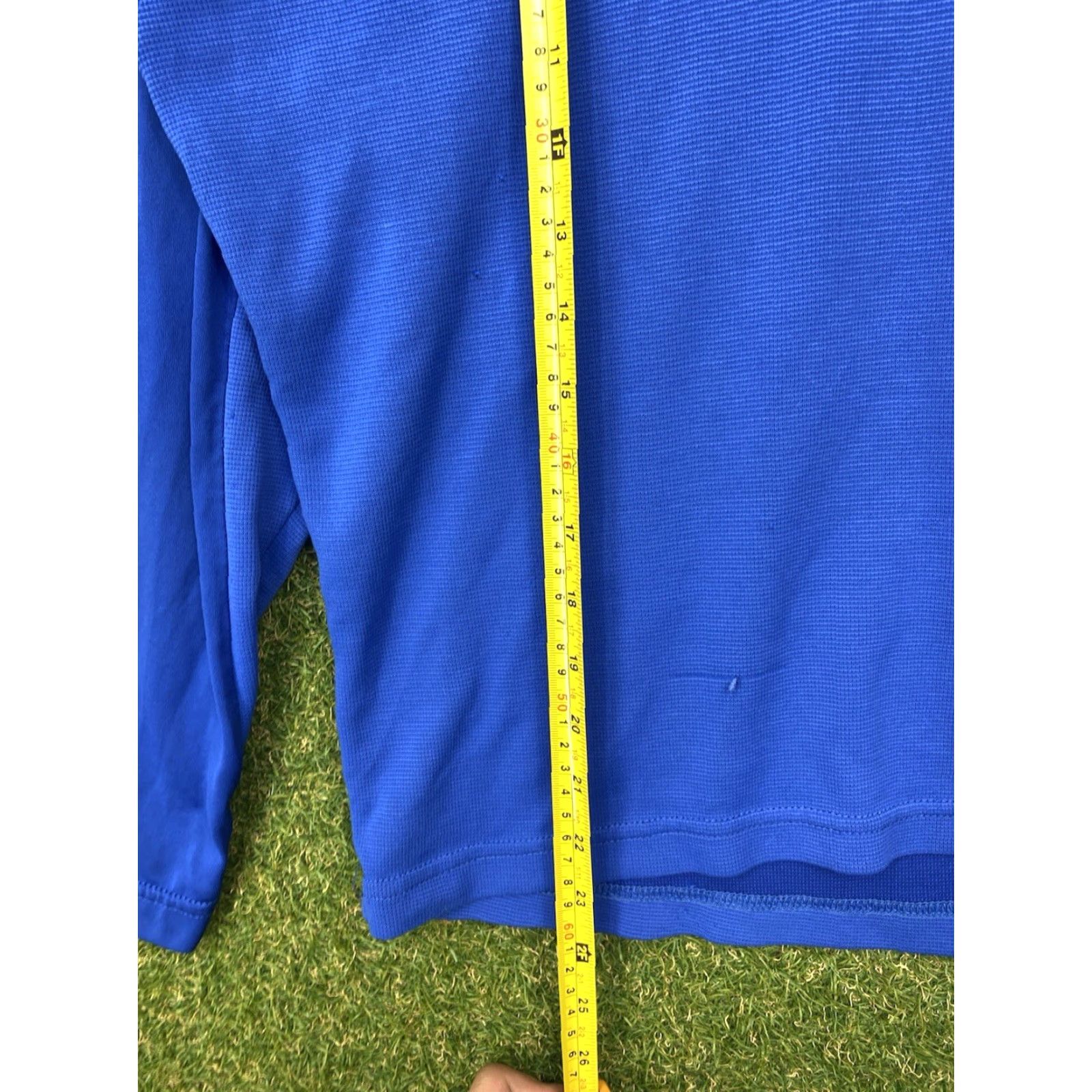 Patagonia VINTAGE Patagonia Long Sleeve Shirt Mens M Blue Outdoor Capilene Logo Embroidered 90s Hiking Weather Warm Winter Spring Summer Fall Size US M / EU 48-50 / 2 - 3 Thumbnail