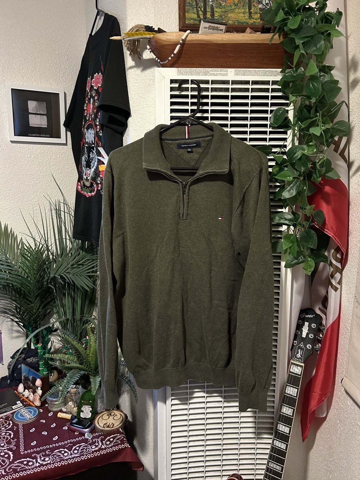 Tommy Hilfiger Tommy Hilfiger Quarter Zip Sweater - XL Size US XL / EU 56 / 4 - 1 Thumbnail