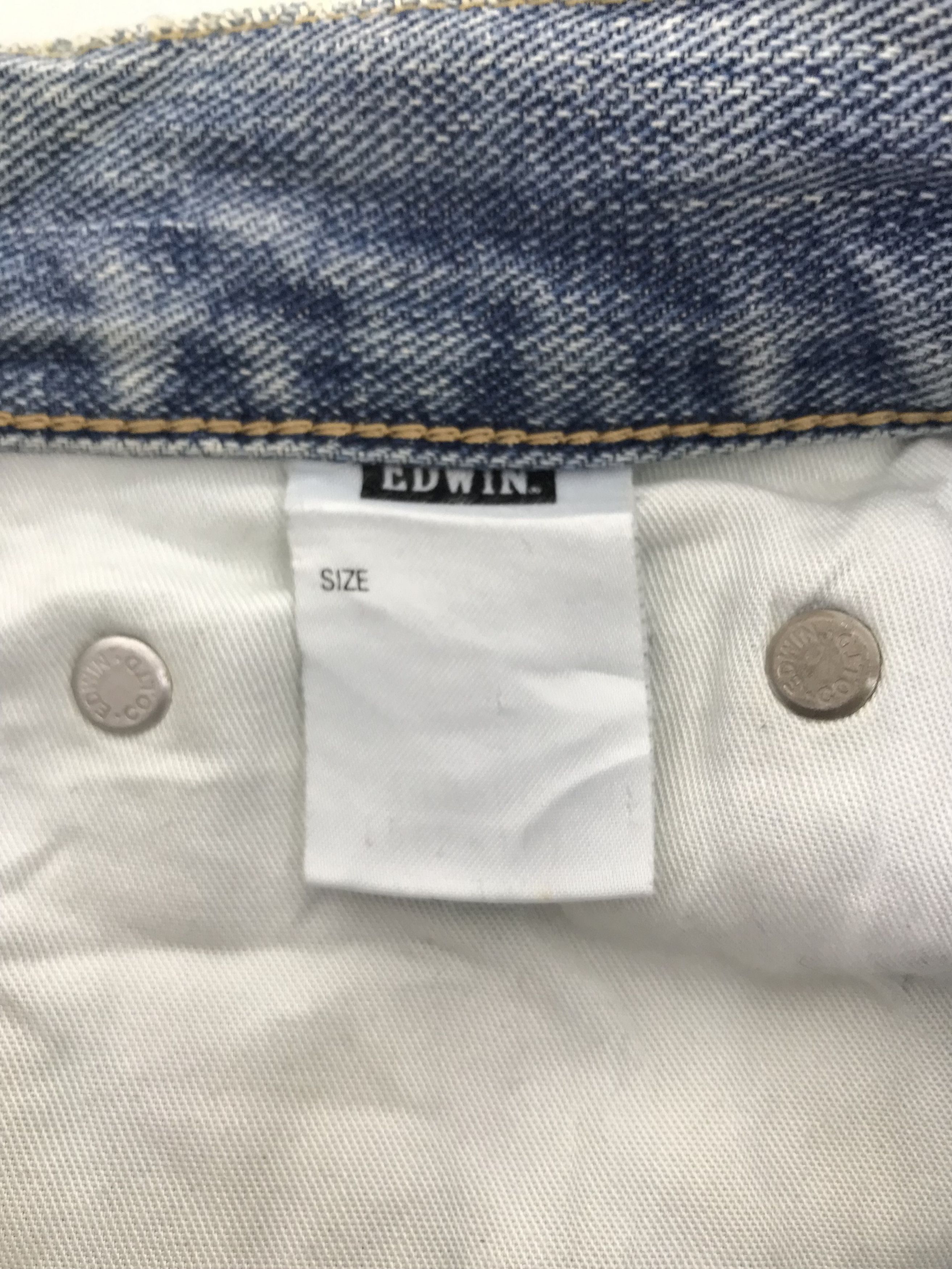 Edwin Vintage Edwin 403 Light Wash Distressed Jeans Size US 30 / EU 46 - 11 Thumbnail