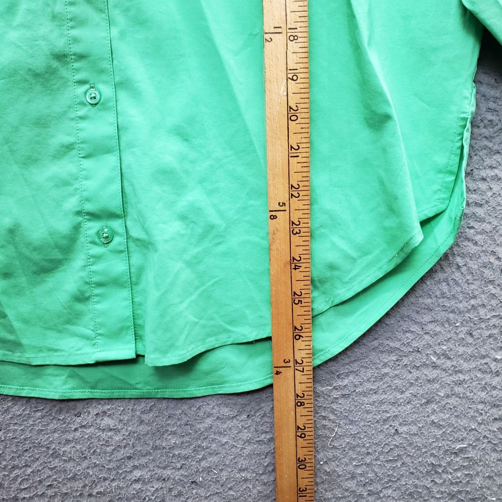 Express Express Button-Up Shirt Womens M Green Solid Collared High Low Slit Shirt Size M / US 6-8 / IT 42-44 - 4 Thumbnail