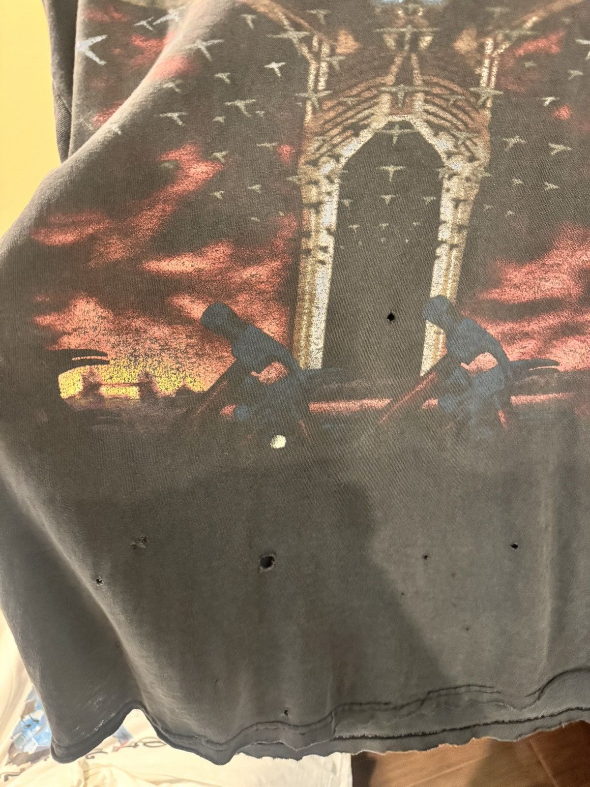 Vintage Pink Floyd “The Wall” Vintage T-Shirt Size US L / EU 52-54 / 3 - 10 Thumbnail