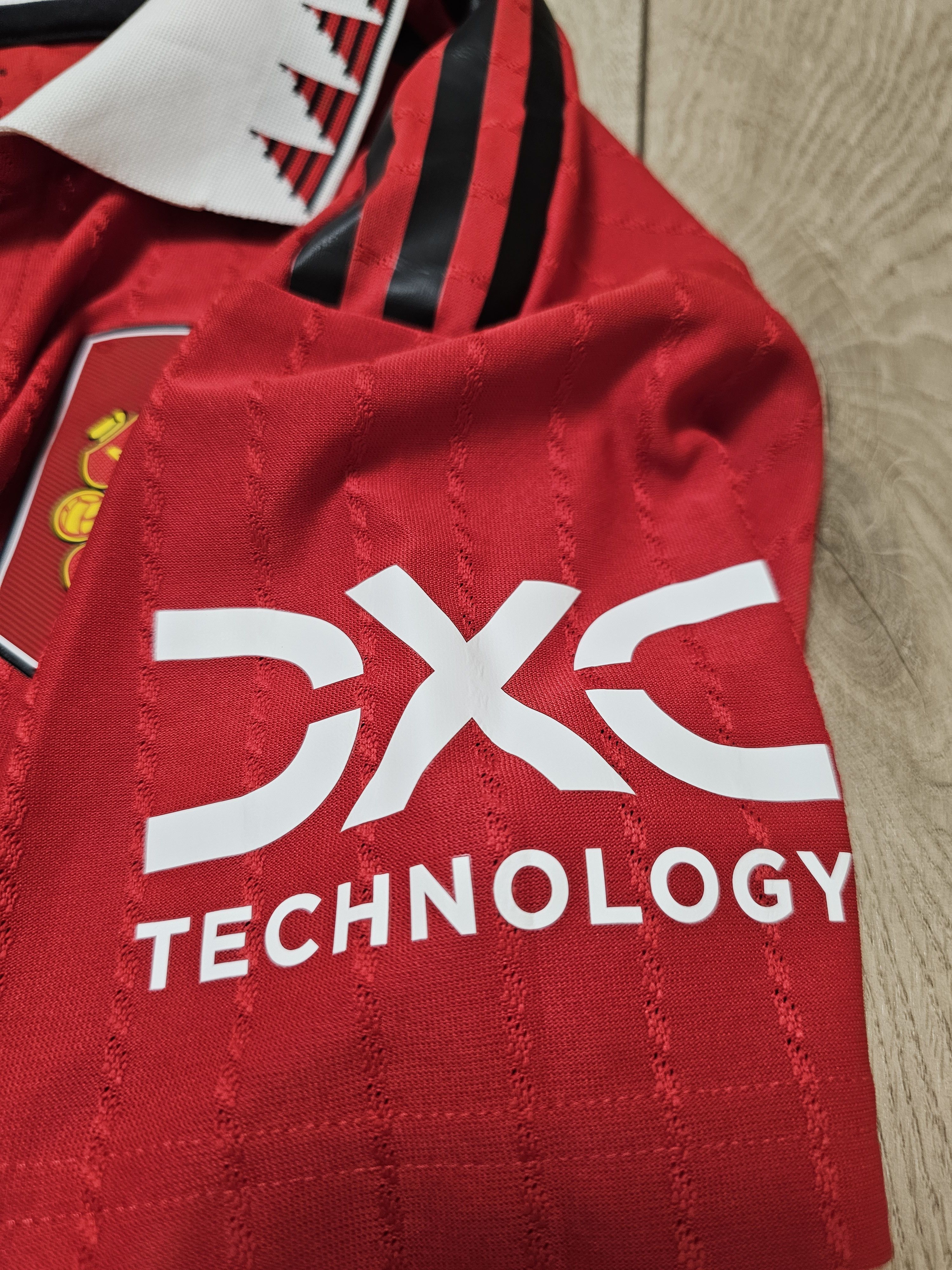 Adidas MANCHESTER UNITED 2022 2023 FOOTBALL SHIRT SOCCER JERSEY Size US XS / EU 42 / 0 - 5 Thumbnail