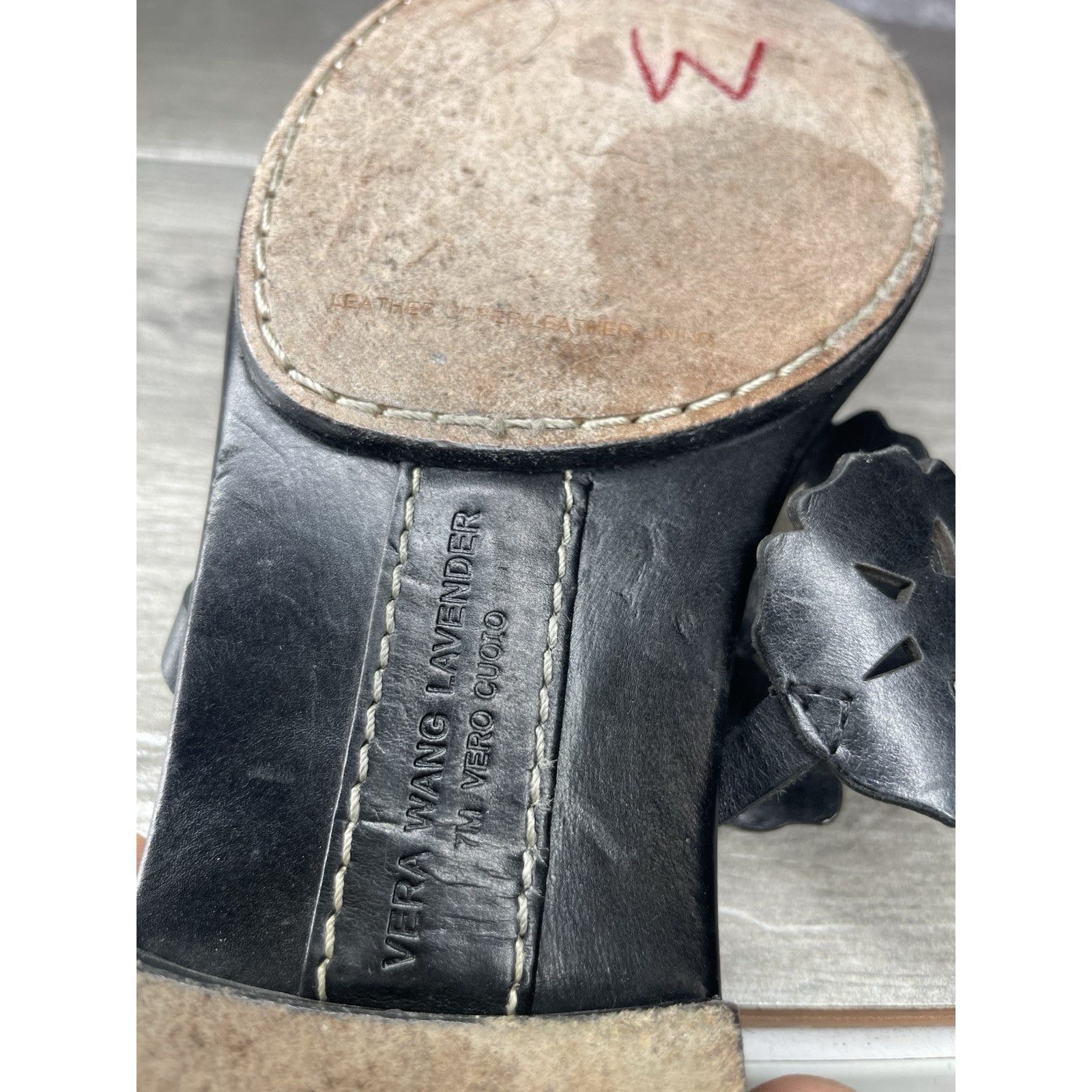 Vera Wang Vera Wang Lavender Label Black Leather Slides Thong Sandals Size US 6 / IT 36 - 10 Thumbnail