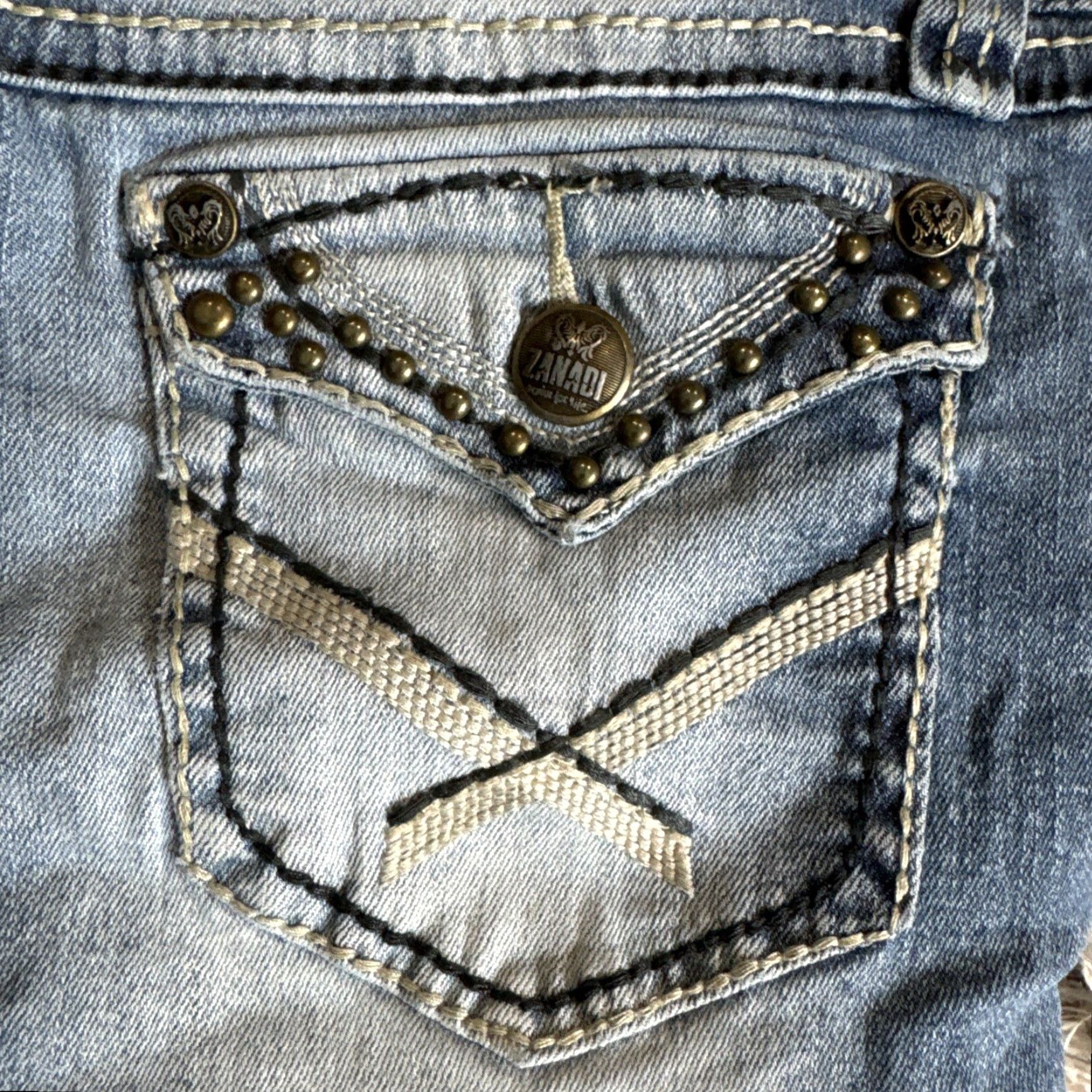 Vintage VINTAGE Zana Di Short’s Women’s 10 Blue Jean Light Wash 4" Inseam Cargo Jeans Women Mens? Size 32" / US 10 / IT 46 - 2 Thumbnail