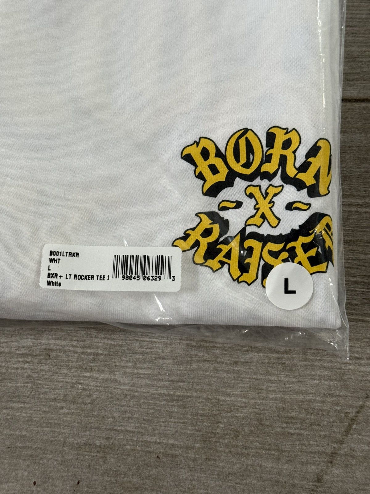 Born X Raised BORN X RAISED Looney Tunes Rocker Tee T-Shirt White Sz Large Size US L / EU 52-54 / 3 - 7 Thumbnail