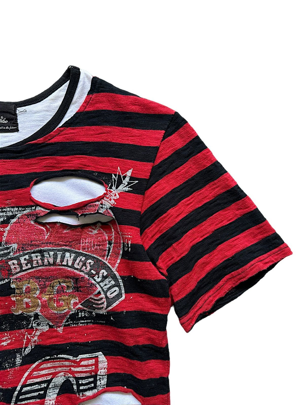 BERNINGS SHO 00's Bernings Sho distressed gothic vkei punk tee Size US M / EU 48-50 / 2 - 6 Thumbnail