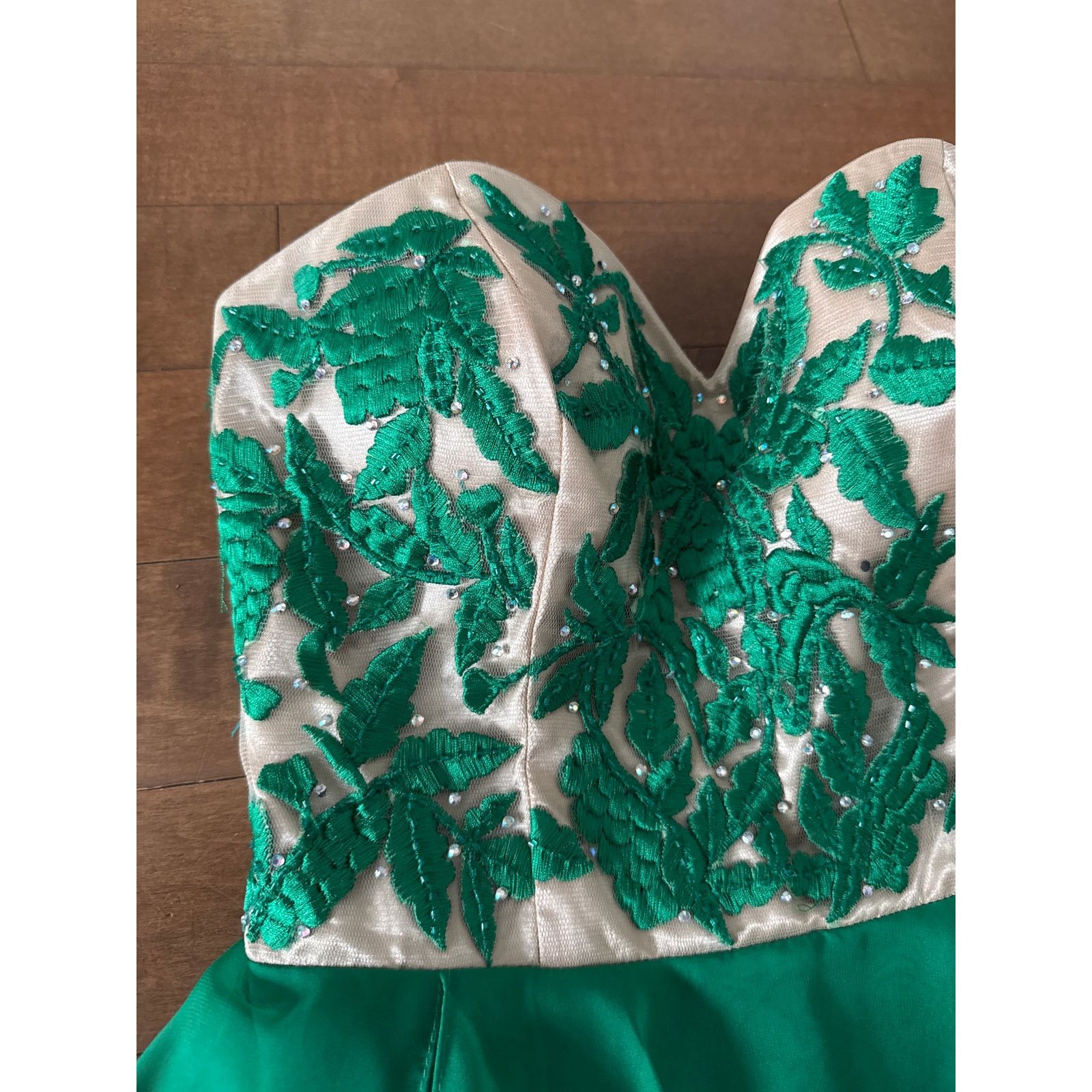 Other Sherri Hill Emerald green beaded flower sweetheart mini Size M / US 6-8 / IT 42-44 - 13 Thumbnail