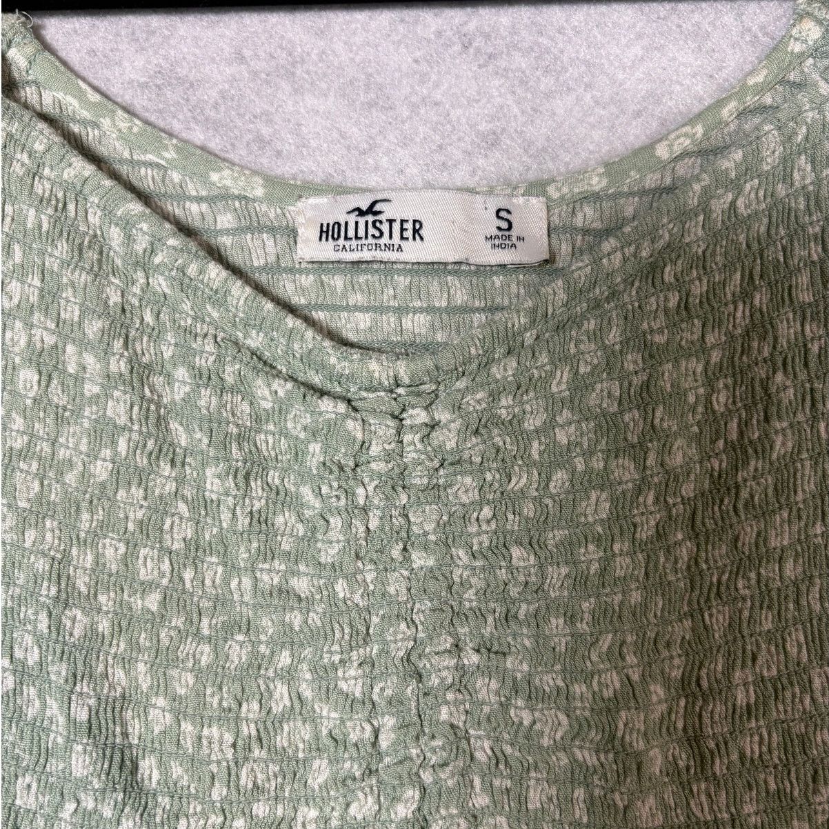Hollister Hollister Smocked Floral Crop Top Long Sleeve Small #0496 Size S / US 4 / IT 40 - 4 Thumbnail