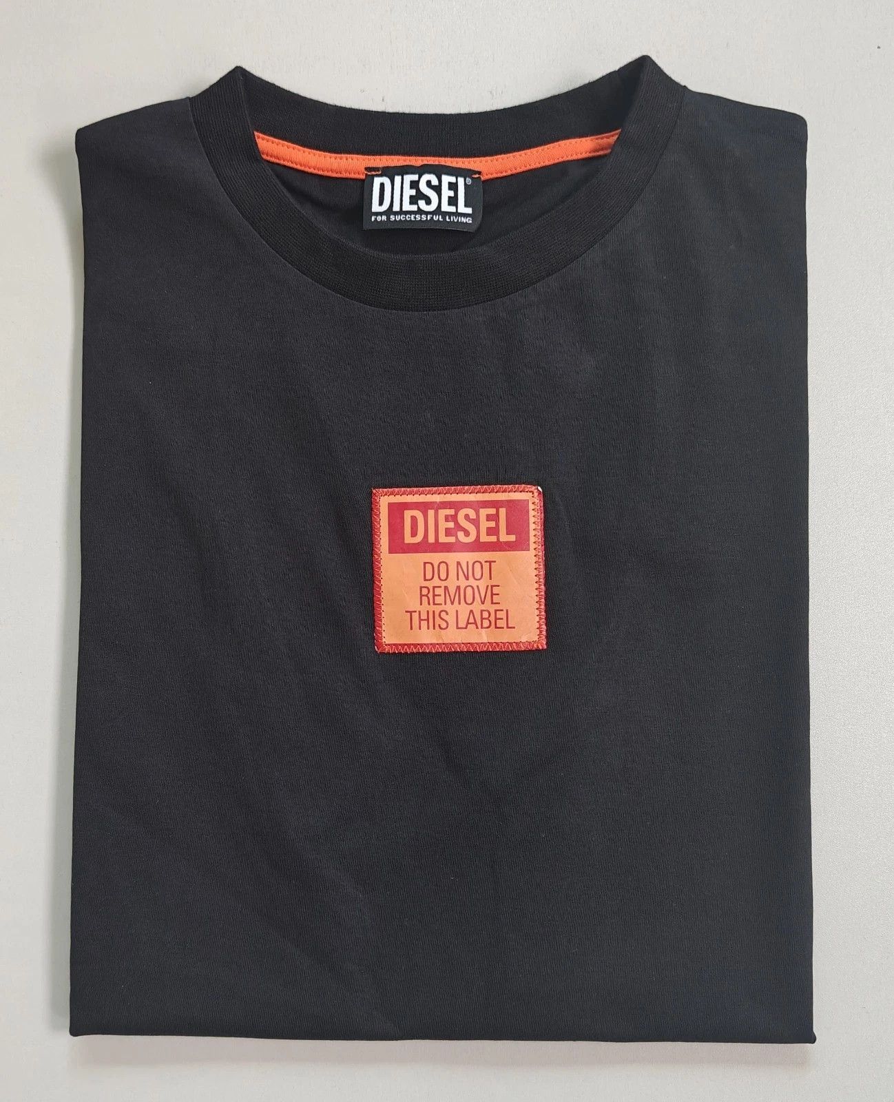 Diesel DIESEL Black T-Shirt With Logo Patch T 4134 Size US M / EU 48-50 / 2 - 1 Thumbnail